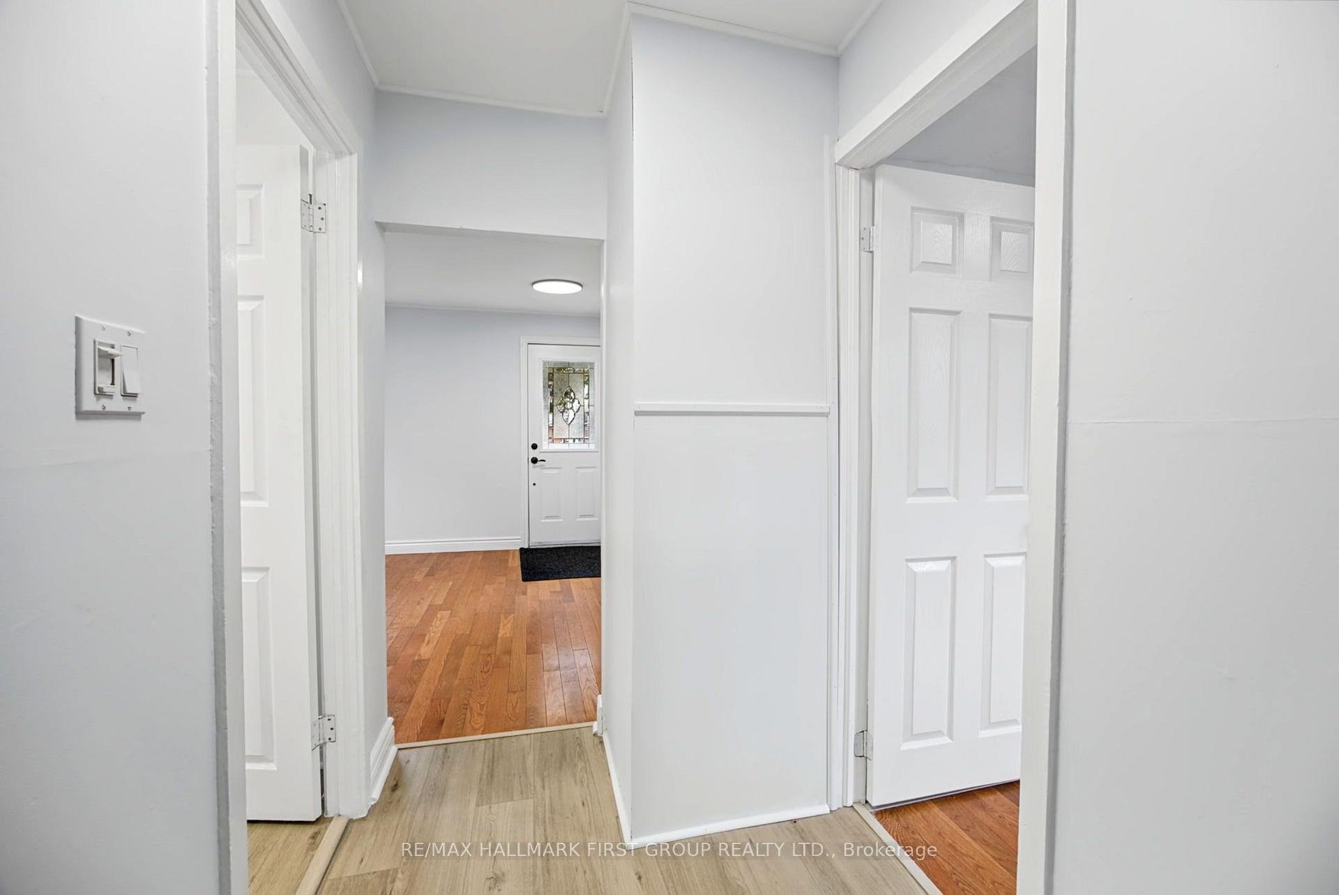 Photo 14 of 24 George Street, Ajax, Central — HOMEH