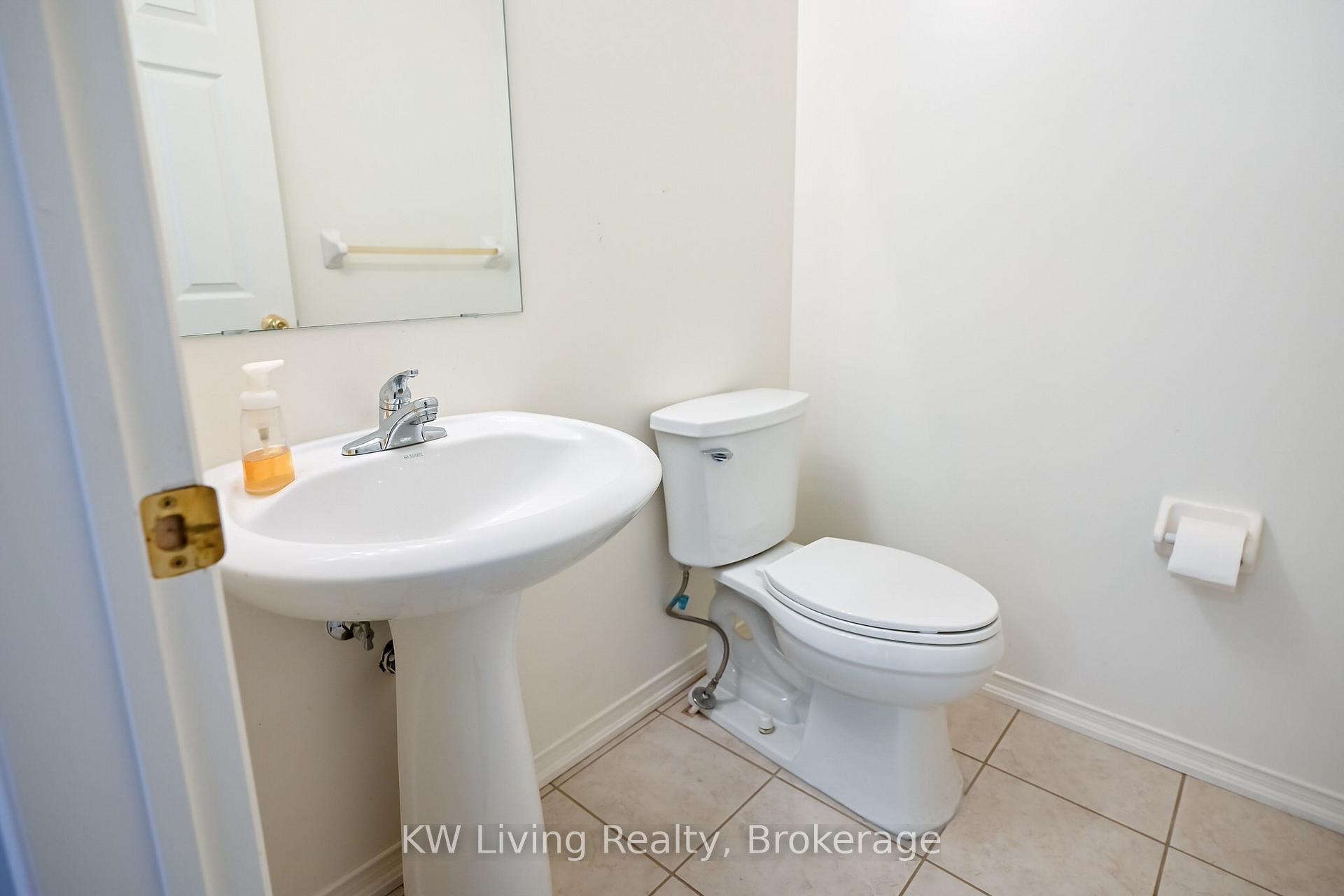Photo 10 of 44 Galea Drive, Ajax, Central East — HOMEH