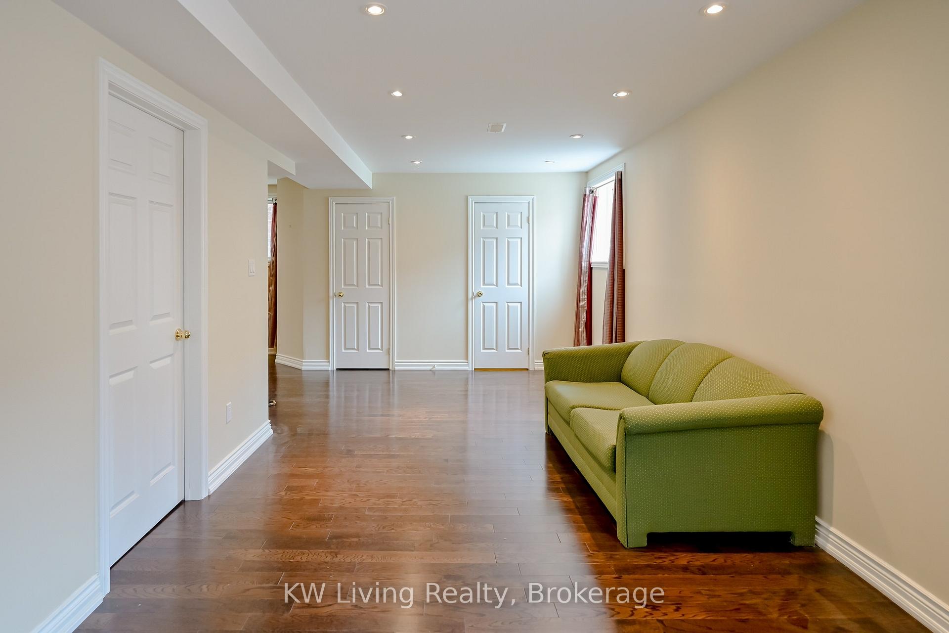 Photo 14 of 44 Galea Drive, Ajax, Central East — HOMEH