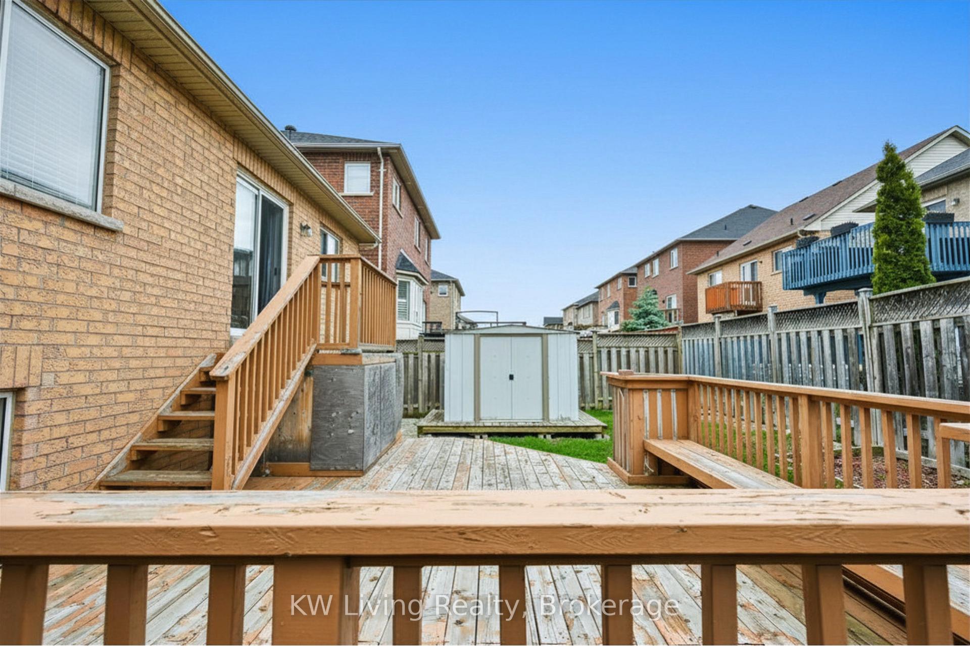 Photo 22 of 44 Galea Drive, Ajax, Central East — HOMEH