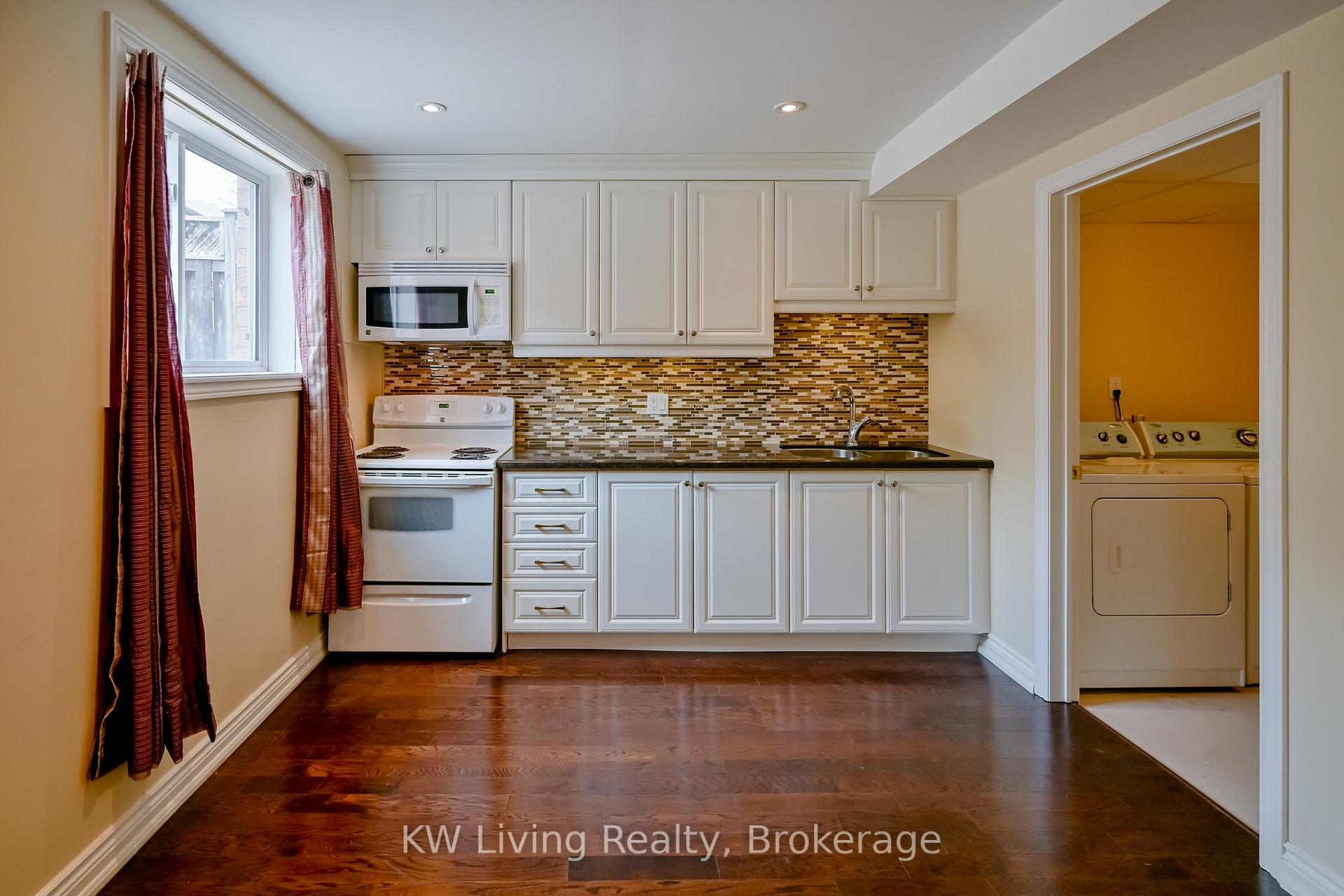 Photo 25 of 44 Galea Drive, Ajax, Central East — HOMEH