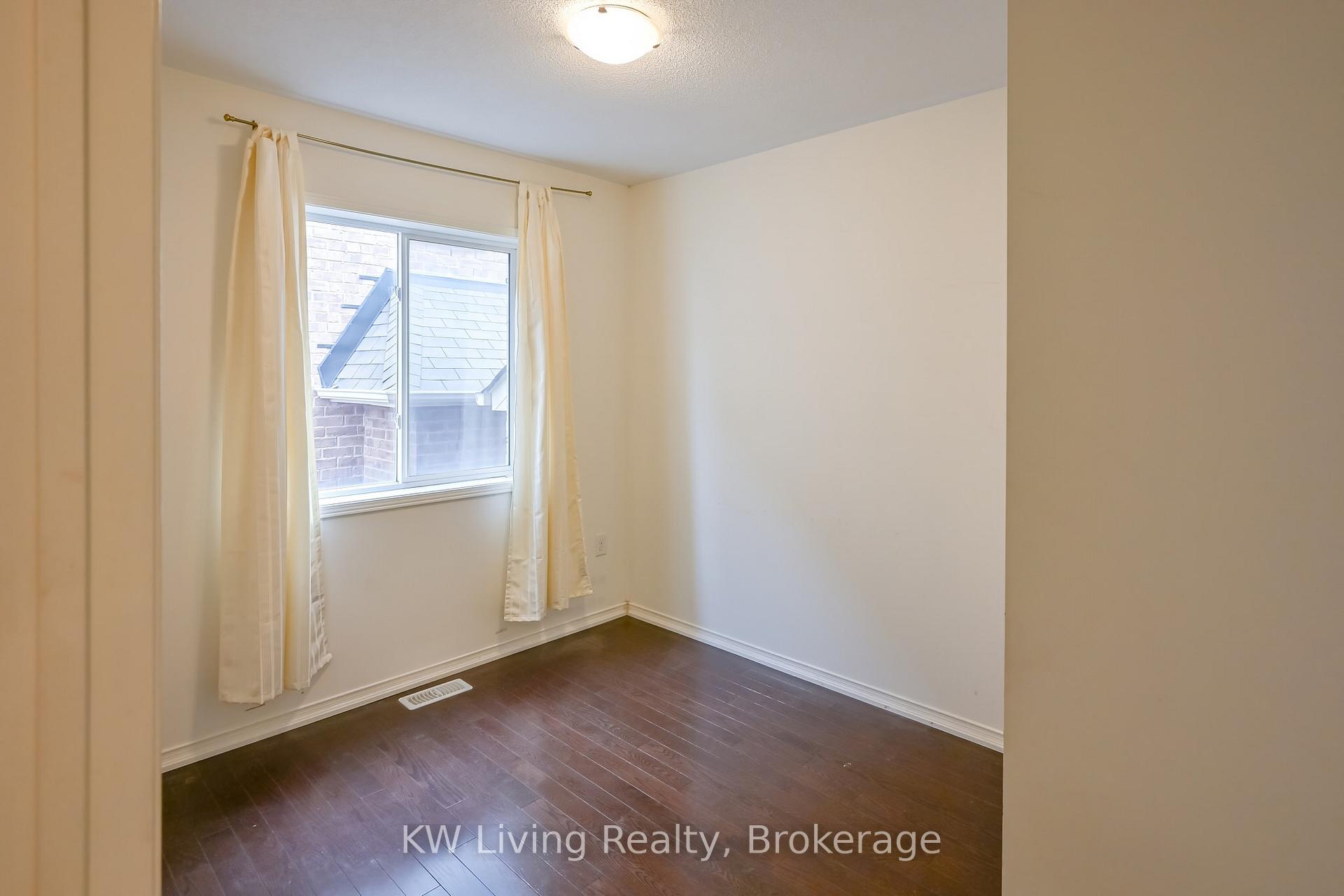 Photo 27 of 44 Galea Drive, Ajax, Central East — HOMEH