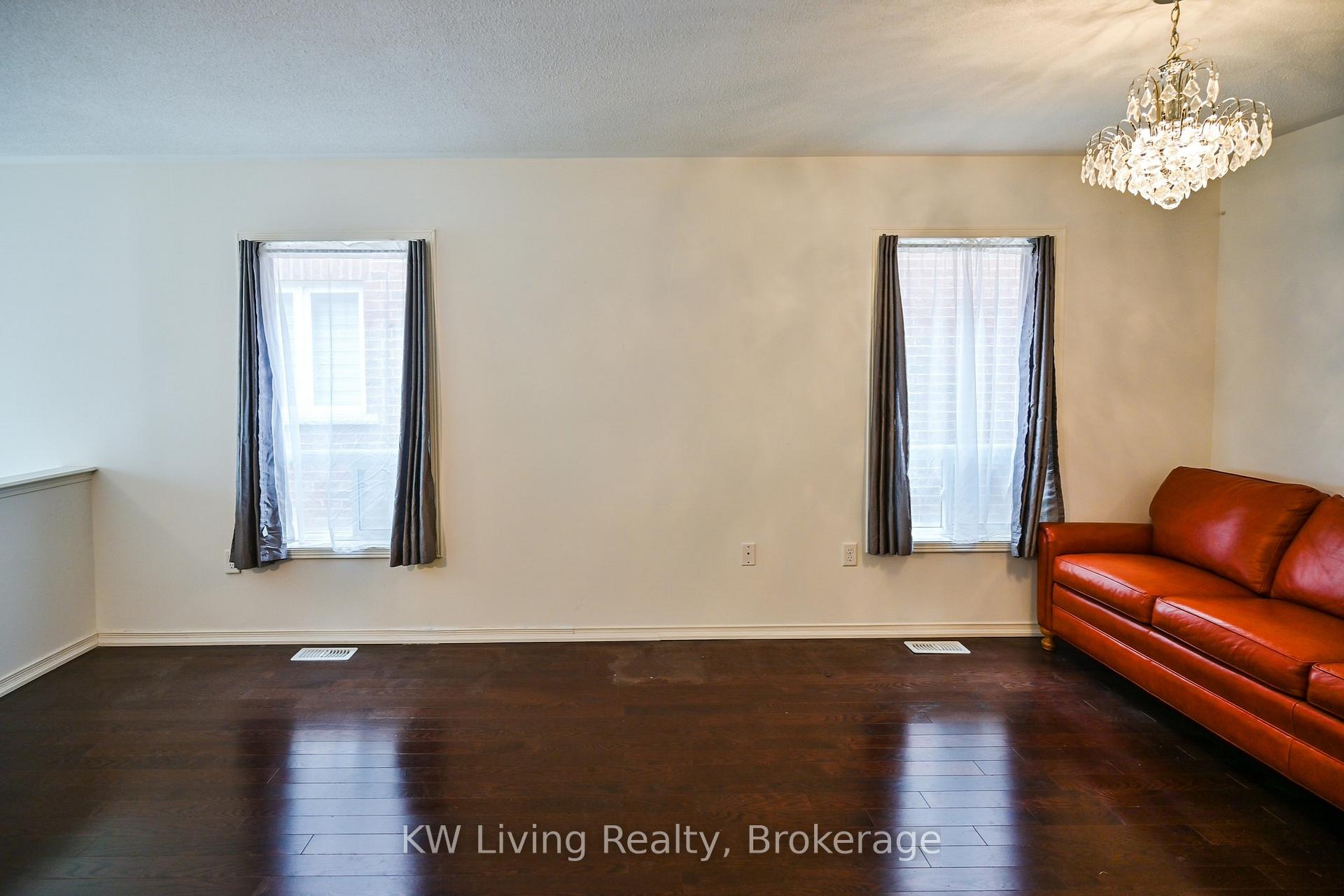 Photo 31 of 44 Galea Drive, Ajax, Central East — HOMEH