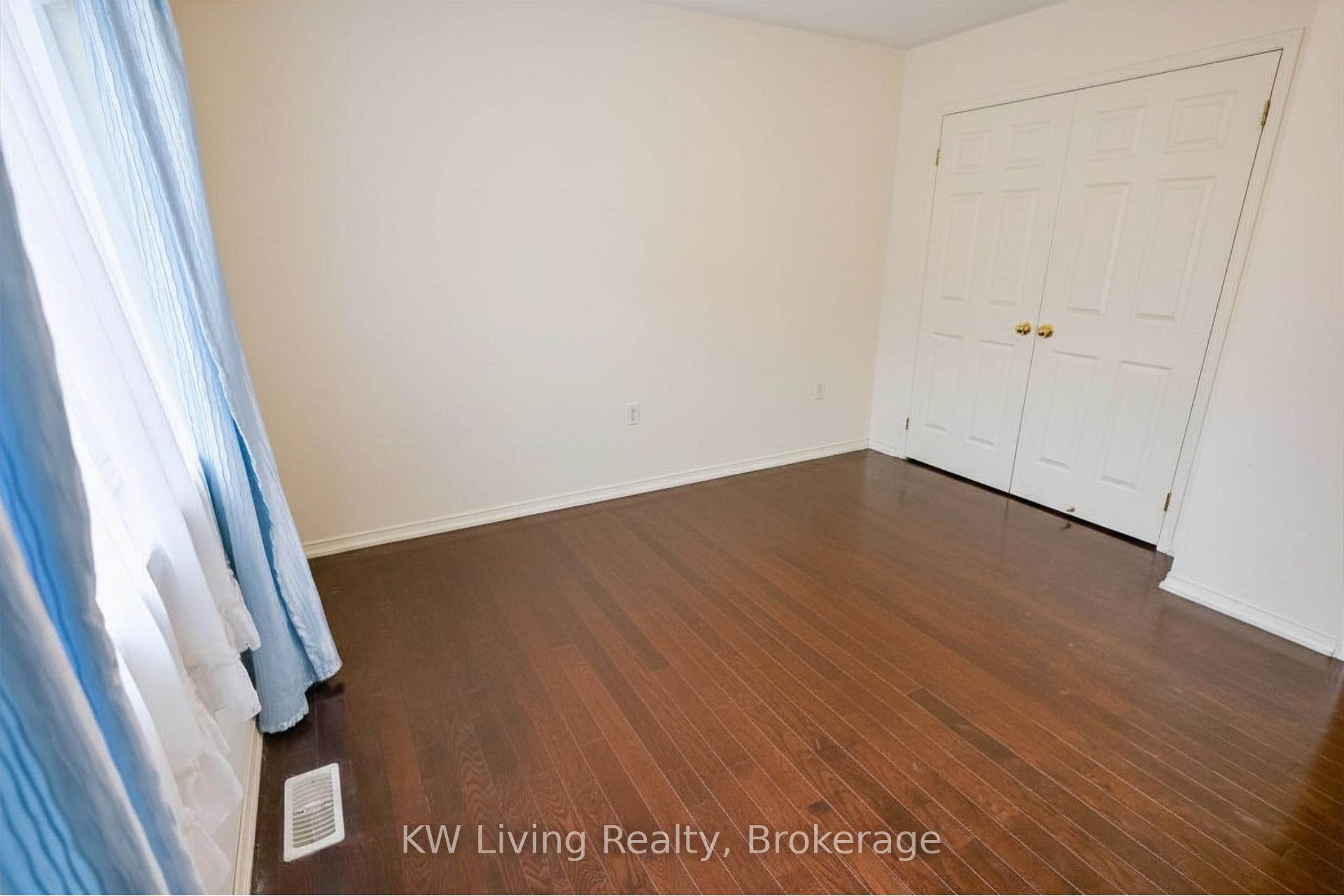 Photo 32 of 44 Galea Drive, Ajax, Central East — HOMEH