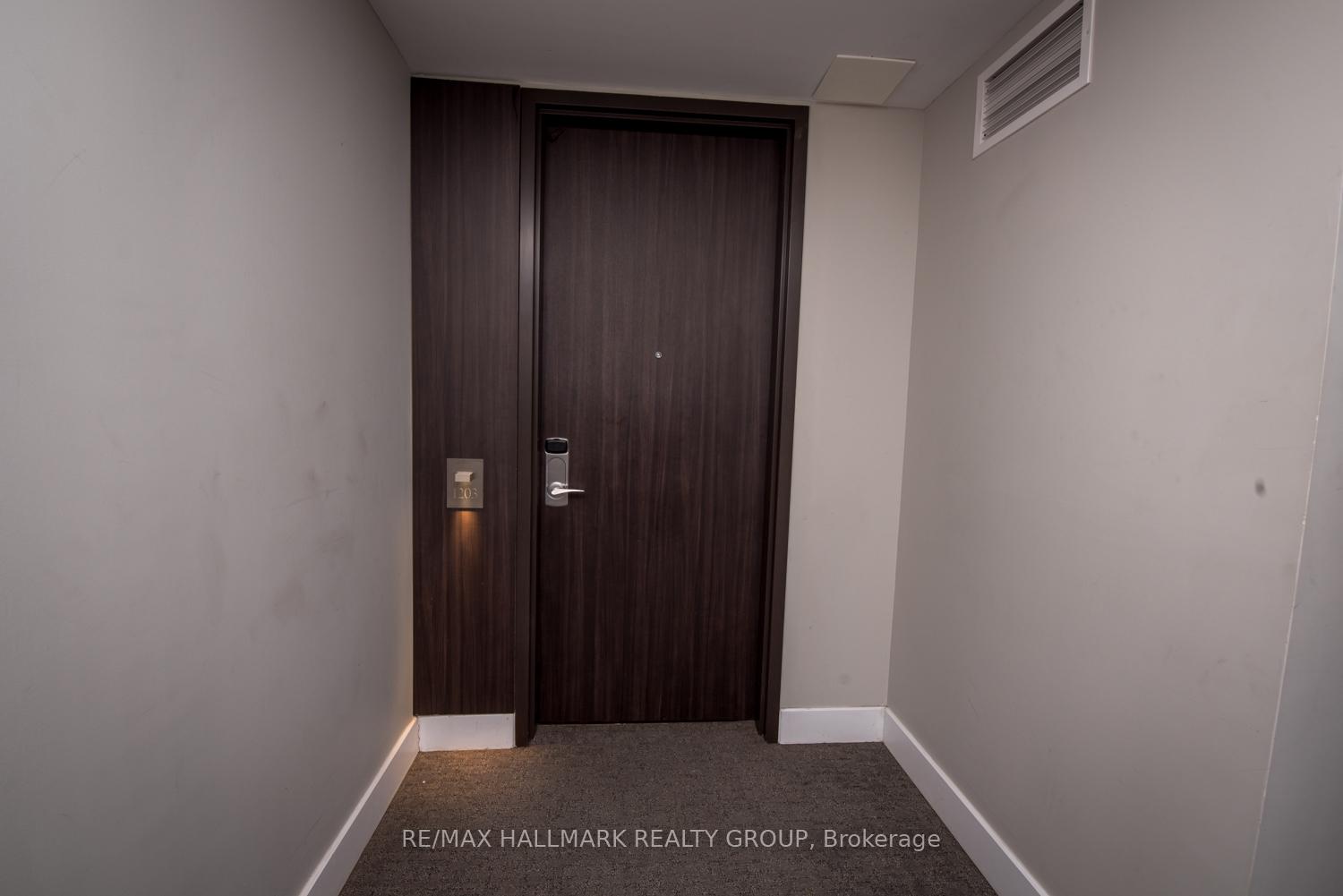 Photo 4 of Unit 1203, 300 Lisgar Street, Ottawa, Ottawa Centre — HOMEH
