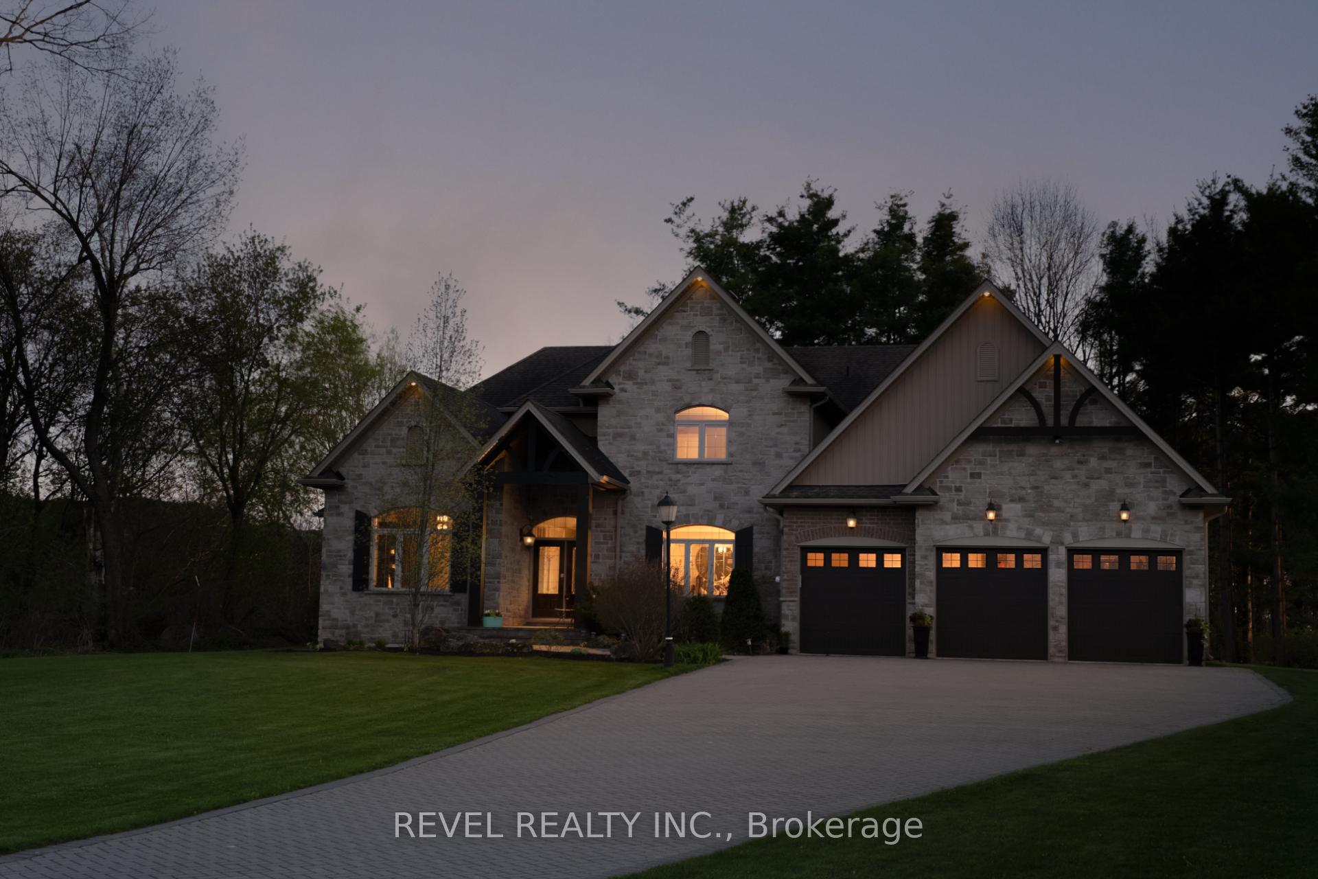 Photo 4 of 1505 Milburough Line, Hamilton, Carlisle — HOMEH