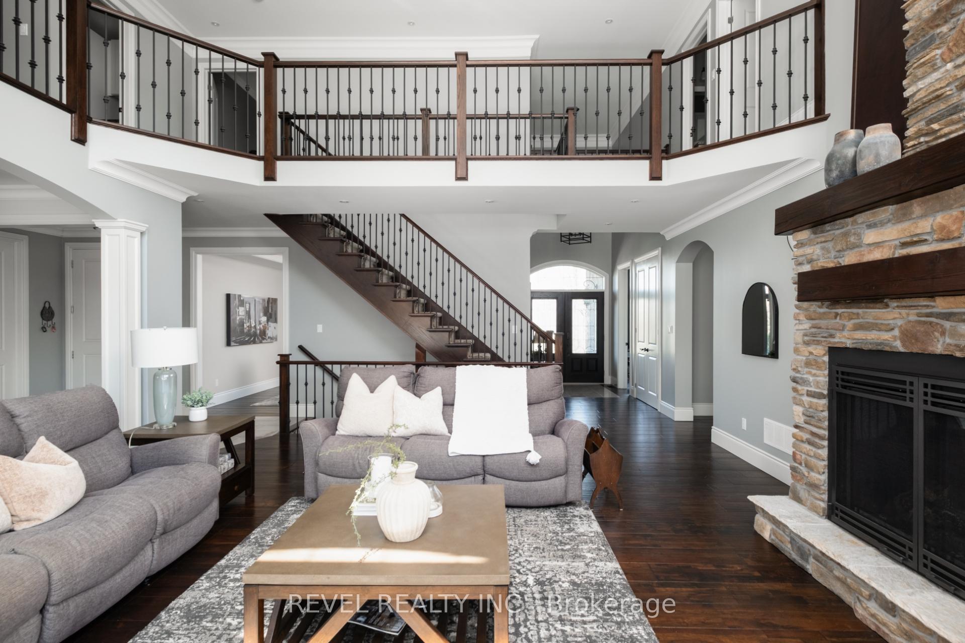 Photo 14 of 1505 Milburough Line, Hamilton, Carlisle — HOMEH