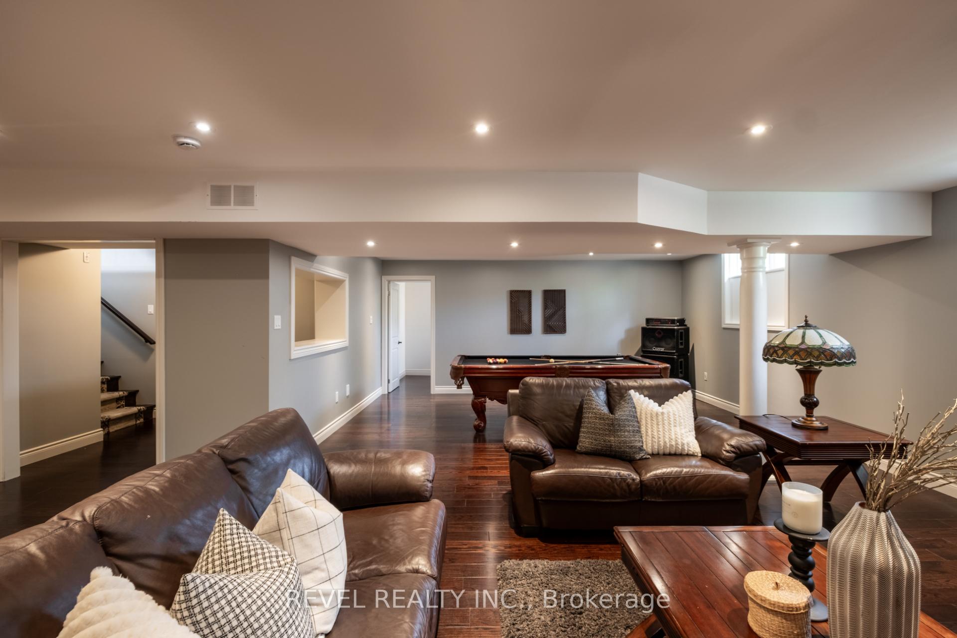 Photo 29 of 1505 Milburough Line, Hamilton, Carlisle — HOMEH