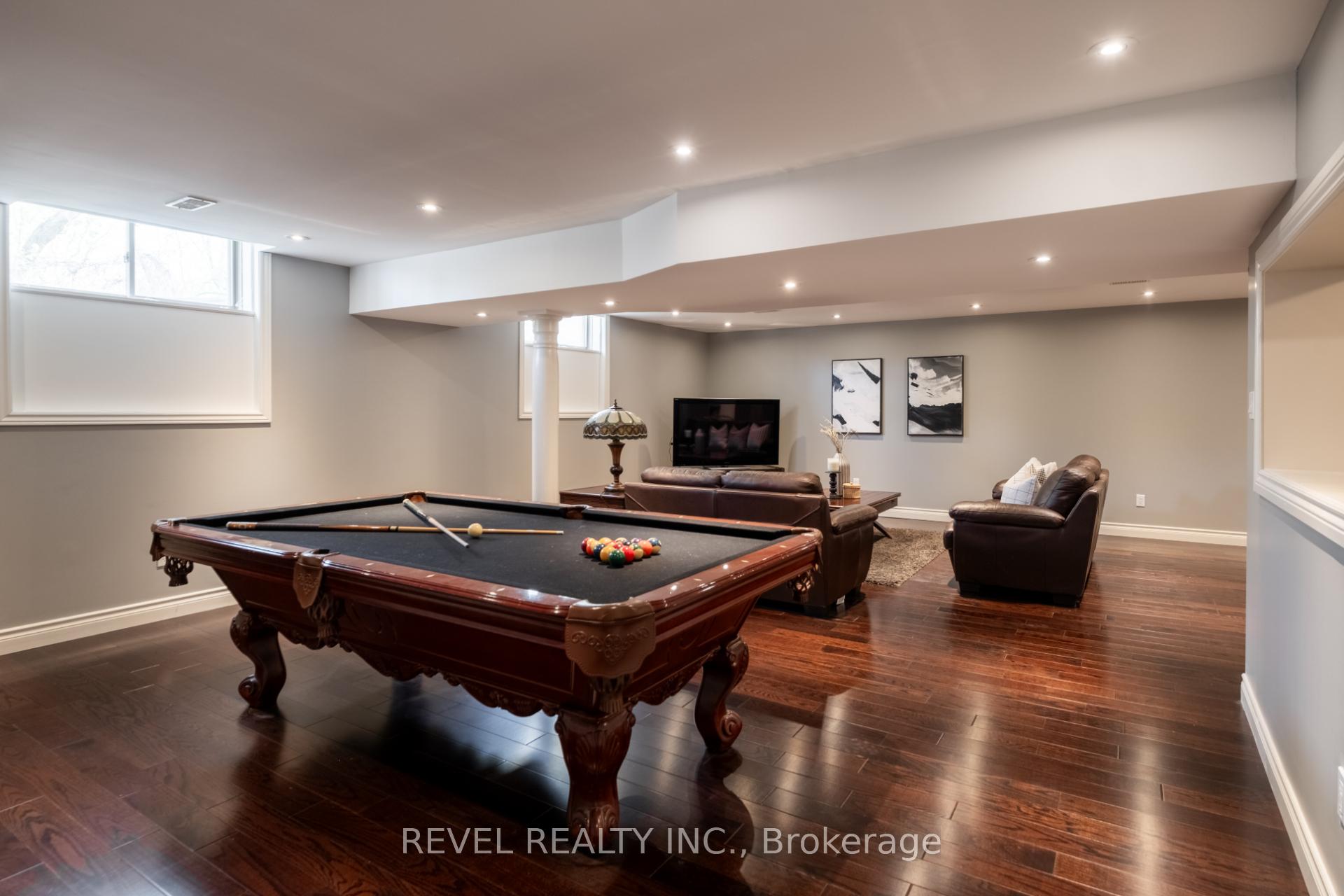 Photo 31 of 1505 Milburough Line, Hamilton, Carlisle — HOMEH