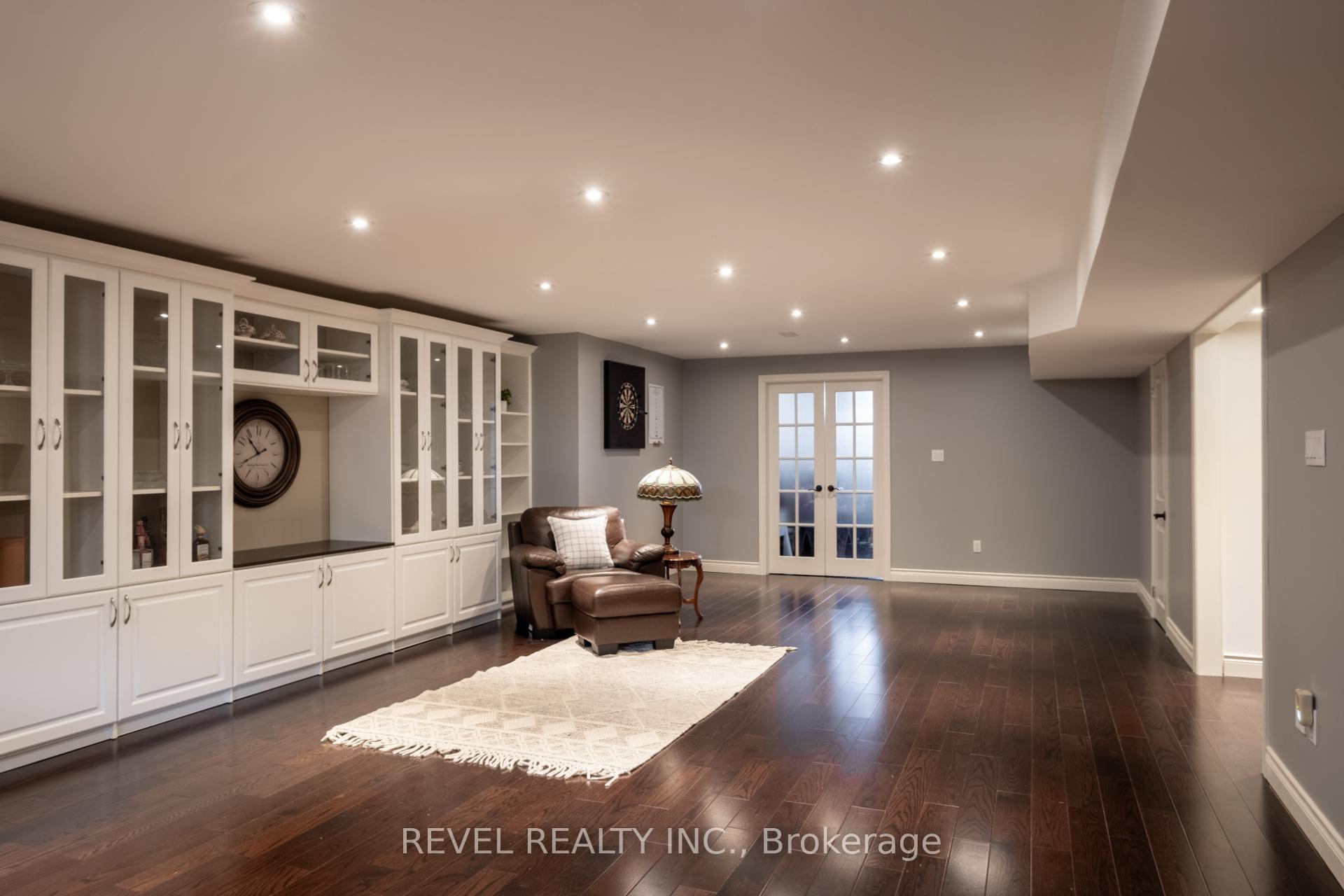 Photo 32 of 1505 Milburough Line, Hamilton, Carlisle — HOMEH