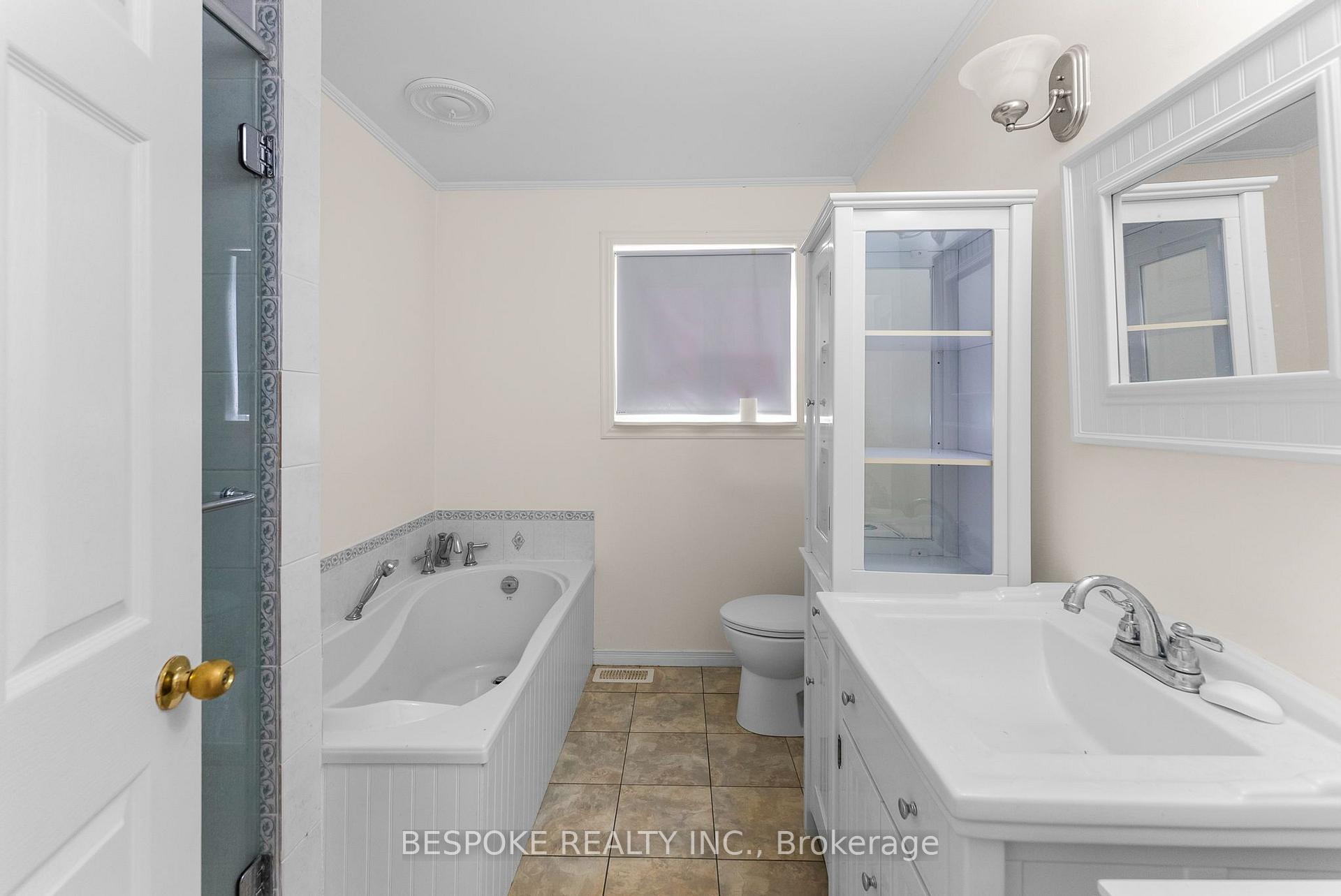Photo 21 of 52 Pats Lane, Prince Edward County, Sophiasburg Ward — HOMEH