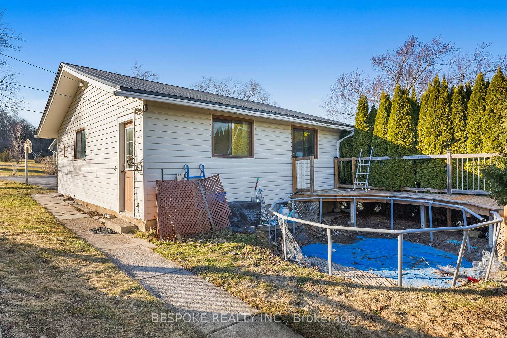 Photo 38 of 52 Pats Lane, Prince Edward County, Sophiasburg Ward — HOMEH