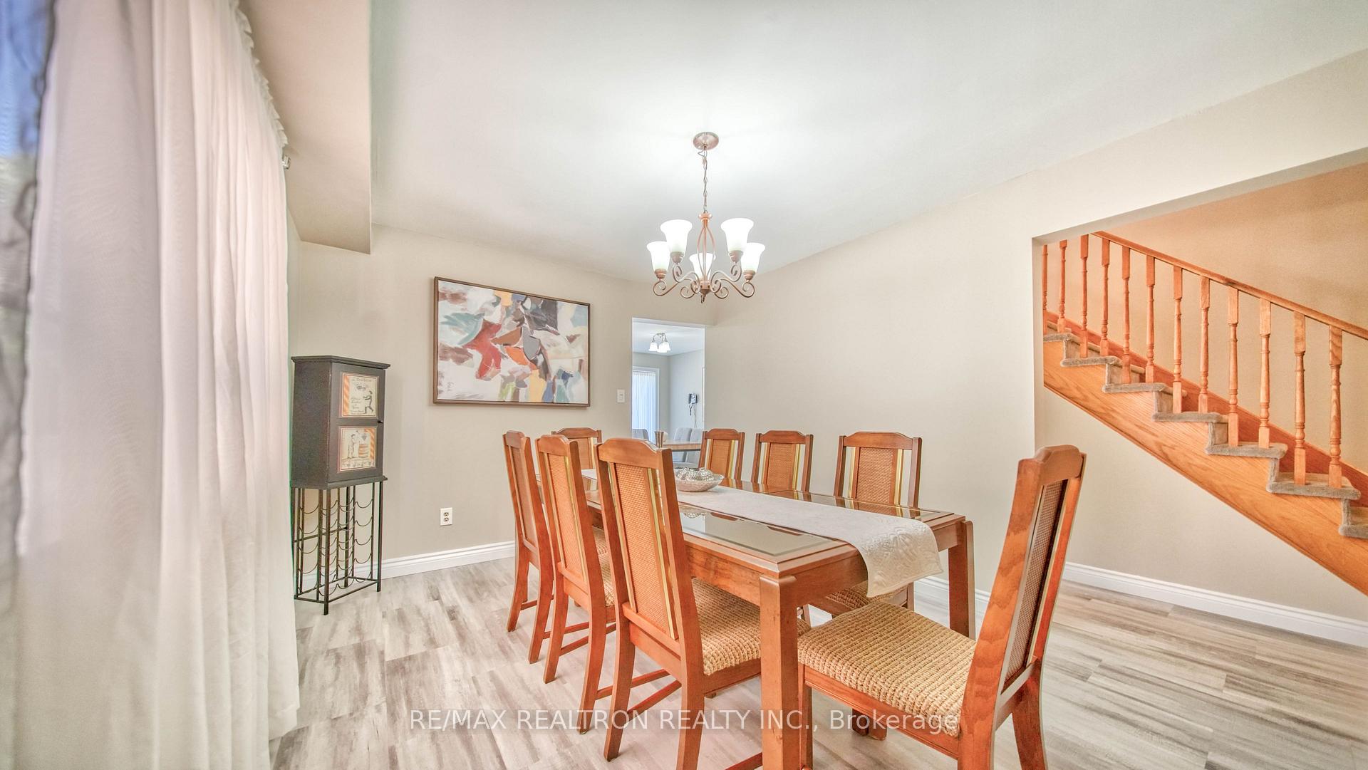 Photo 11 of 3 Raine Drive, Ajax, Central — HOMEH