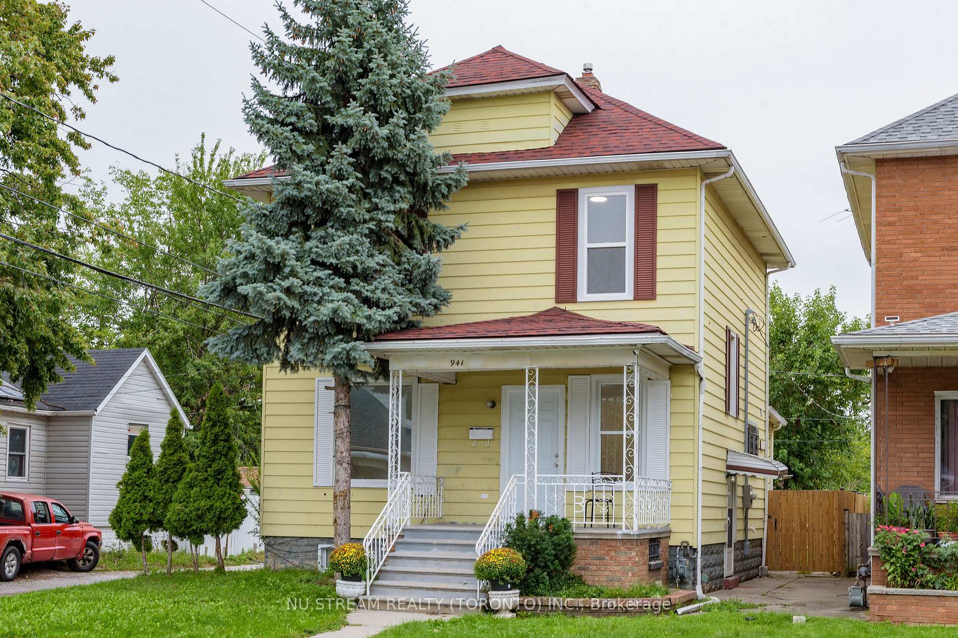 Photo of 941 Cataraqui Street