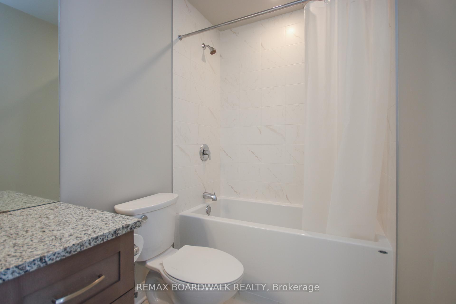 Photo 14 of 74 Michael Stoqua Street, Ottawa, CFB Rockcliffe and Area — HOMEH