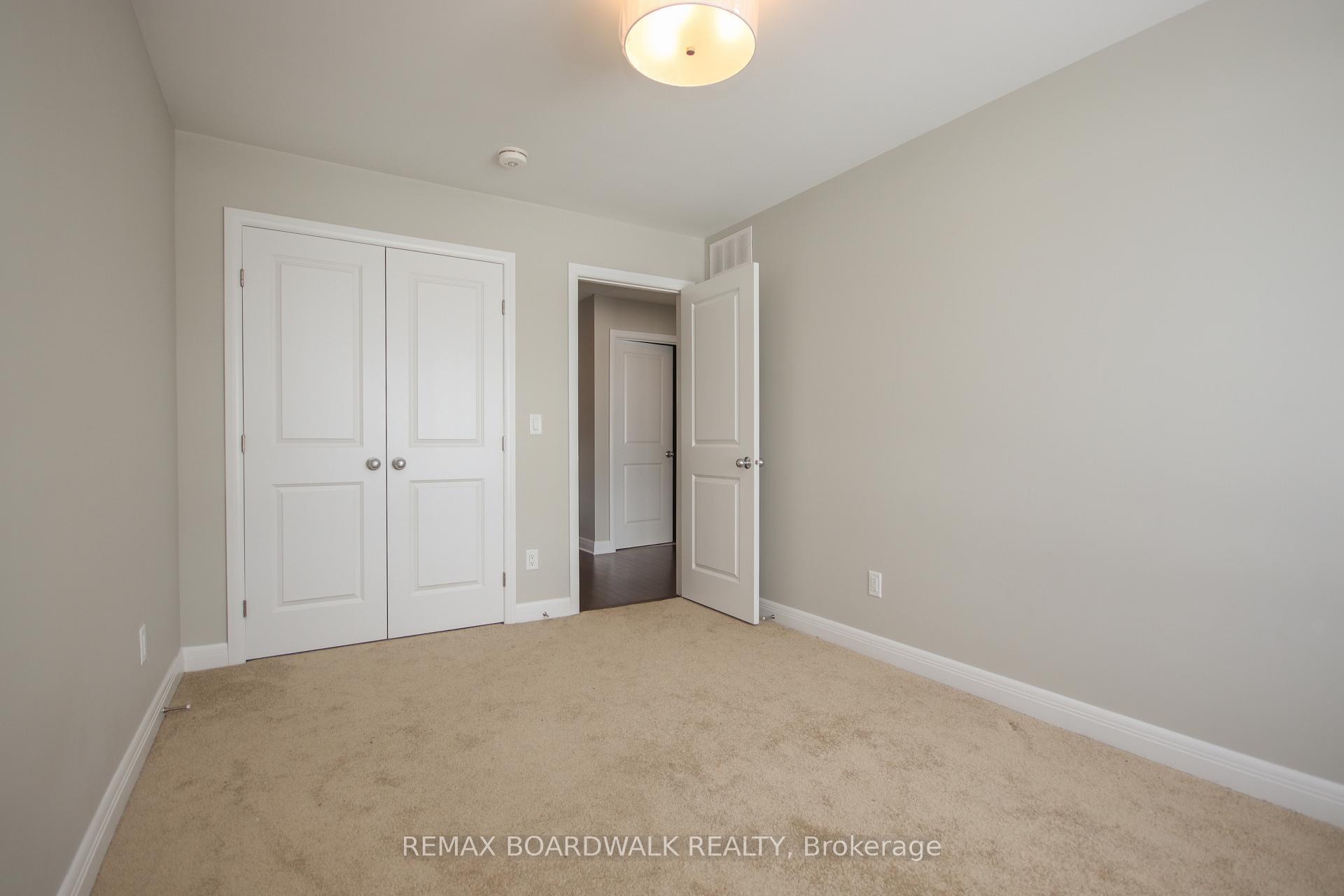 Photo 22 of 74 Michael Stoqua Street, Ottawa, CFB Rockcliffe and Area — HOMEH