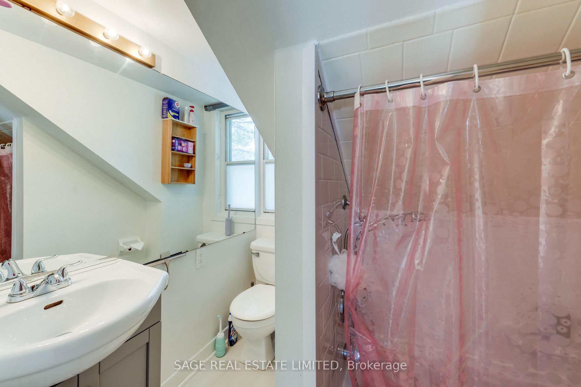 Photo 33 of 241 Langley Avenue, Toronto, North Riverdale — HOMEH