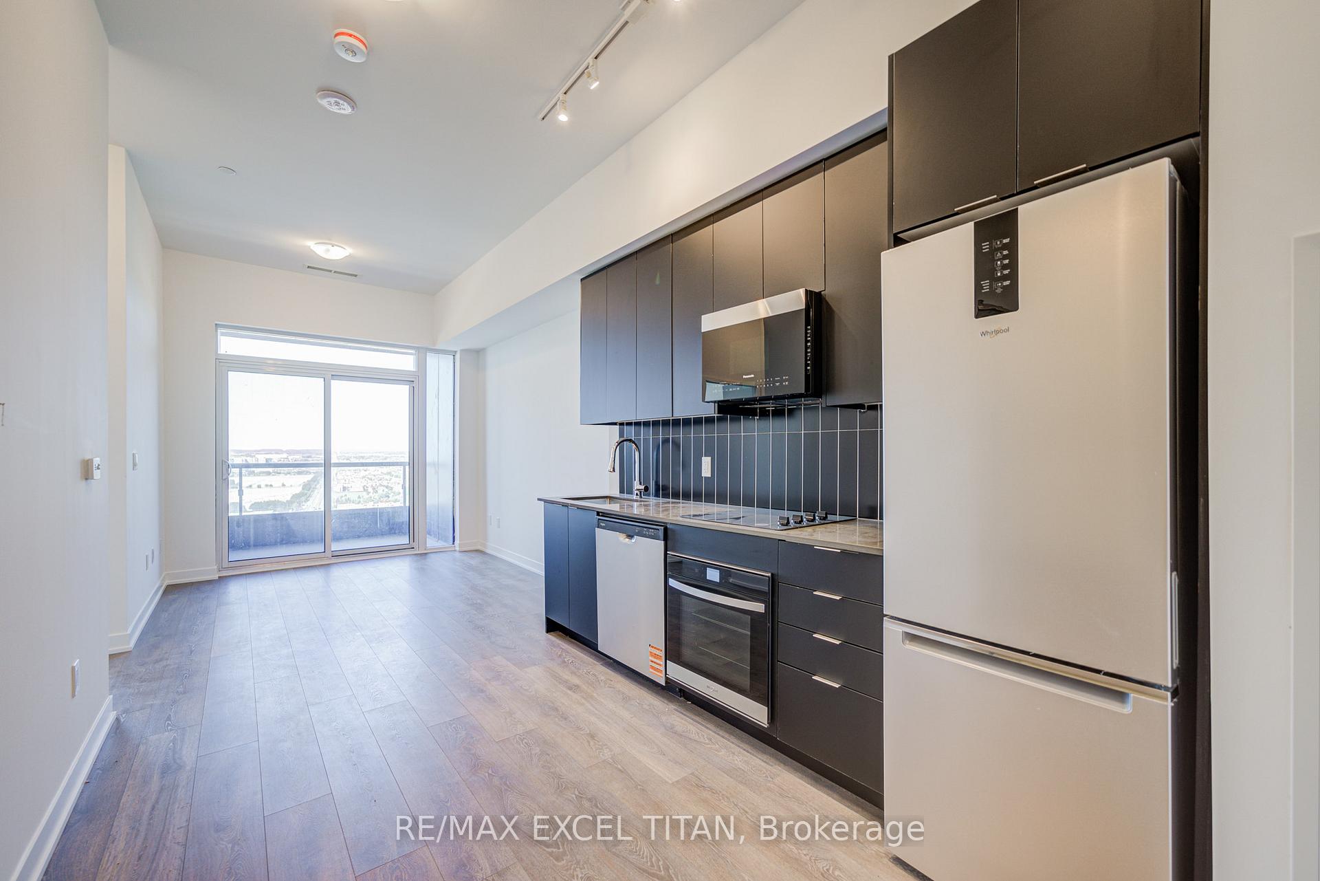 Photo 4 of Unit 3003, 498 Caldari Road N, Vaughan, Concord — HOMEH