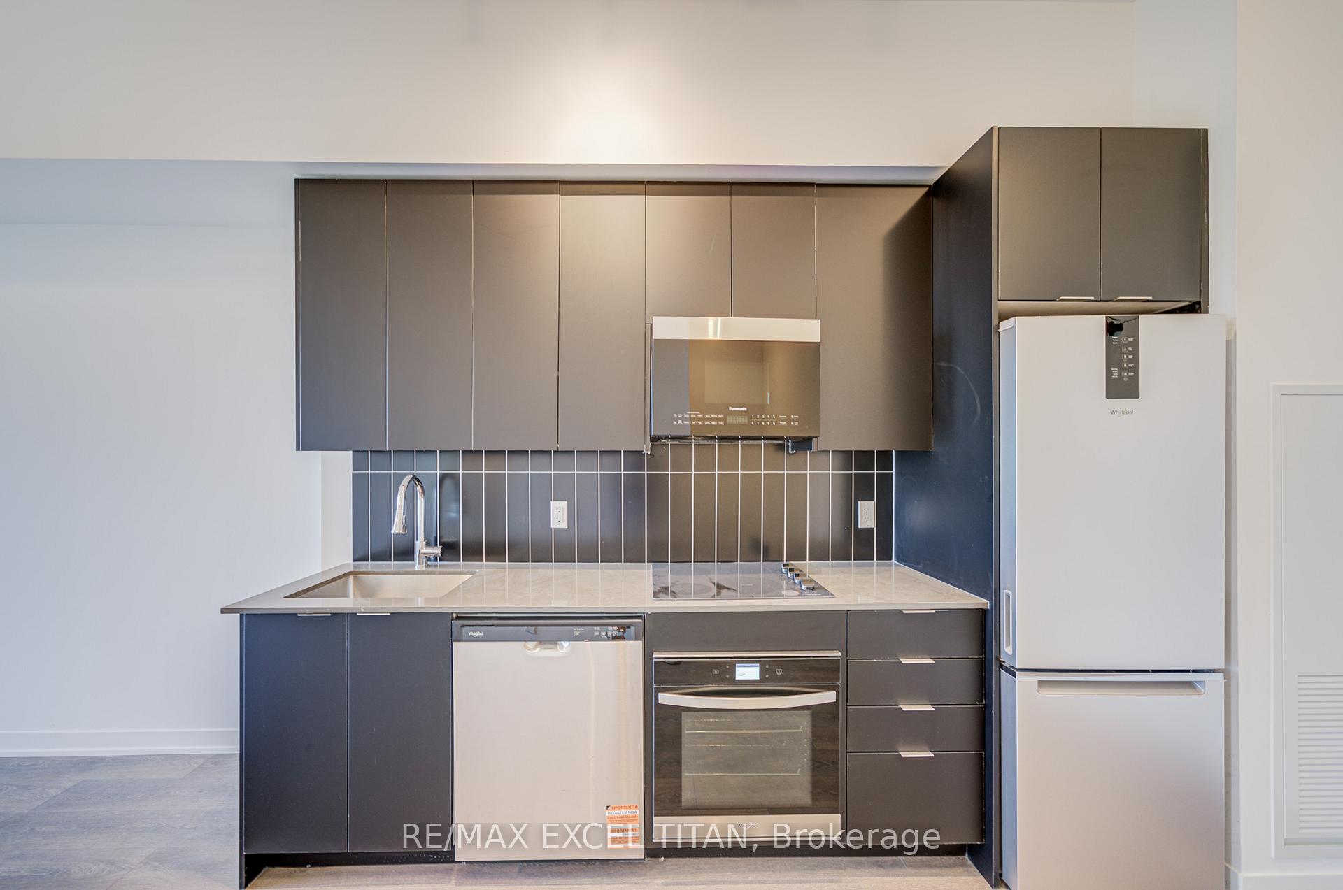 Photo 6 of Unit 3003, 498 Caldari Road N, Vaughan, Concord — HOMEH