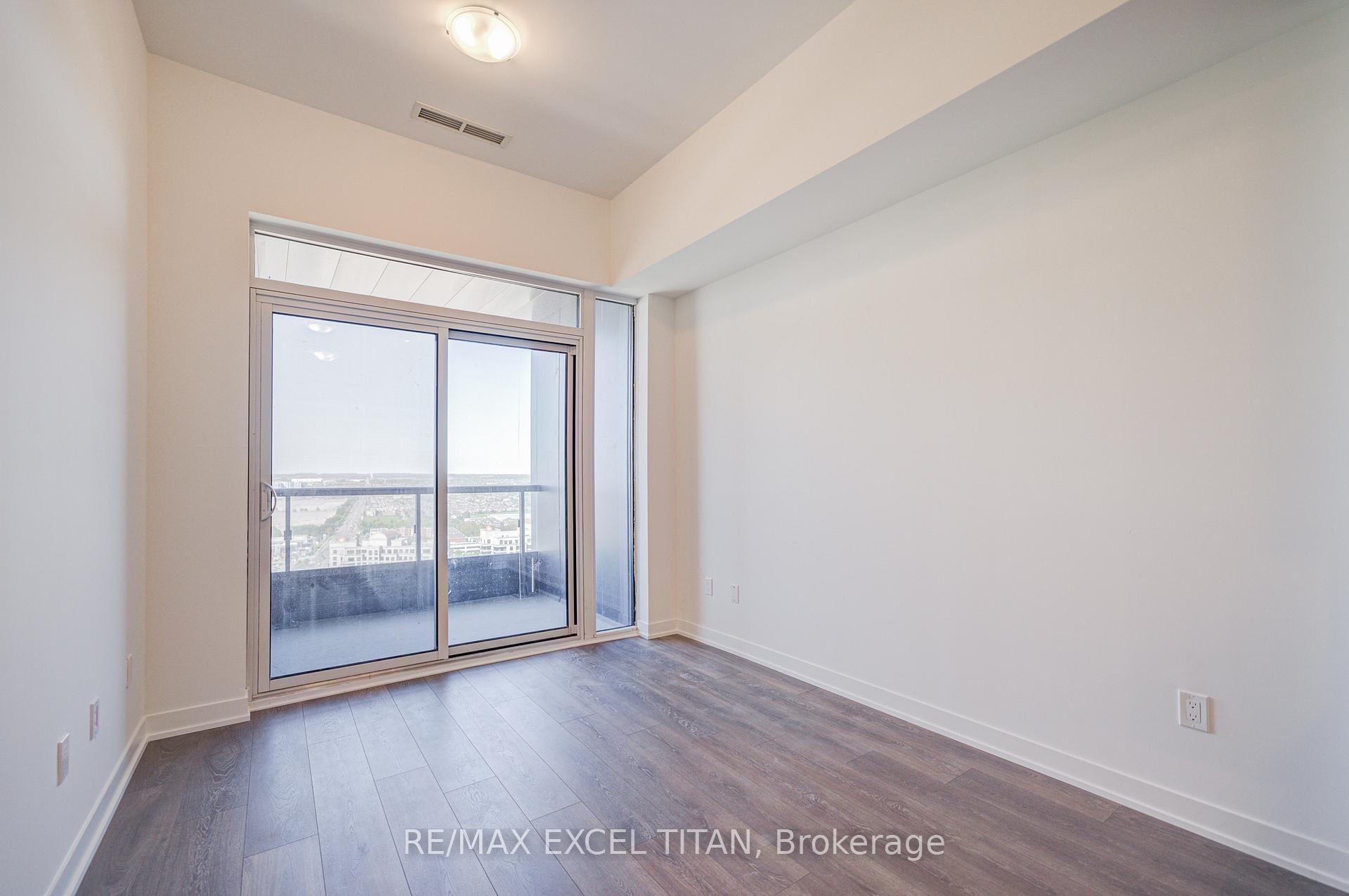 Photo 12 of Unit 3003, 498 Caldari Road N, Vaughan, Concord — HOMEH