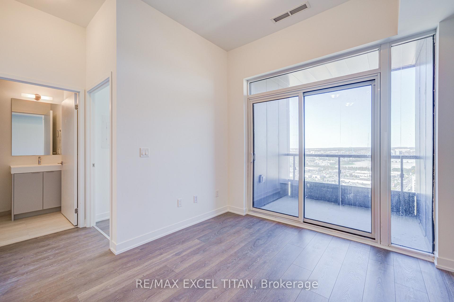 Photo 13 of Unit 3003, 498 Caldari Road N, Vaughan, Concord — HOMEH