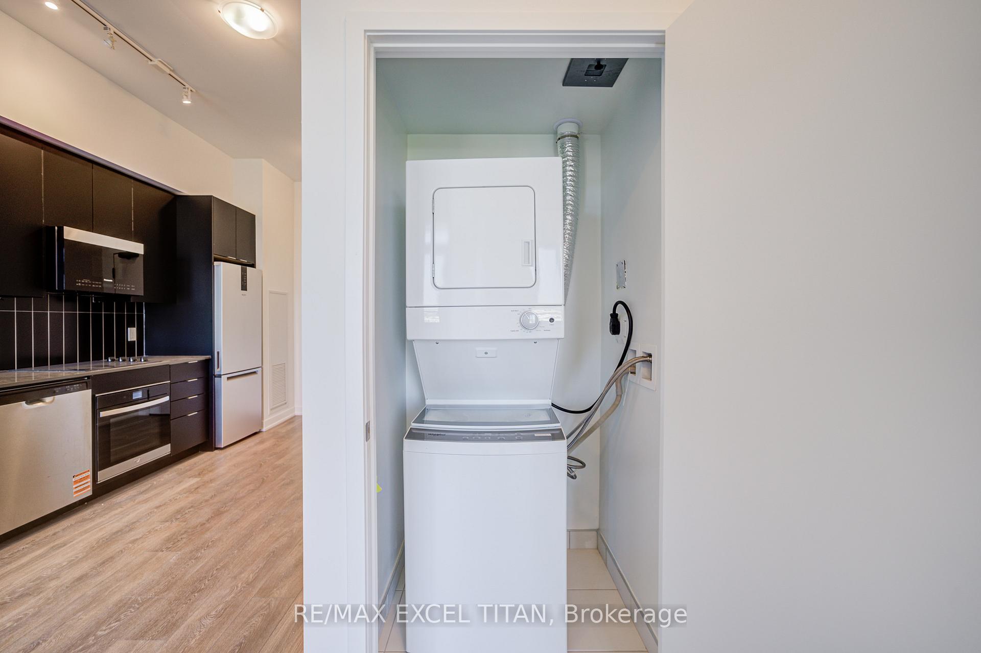 Photo 17 of Unit 3003, 498 Caldari Road N, Vaughan, Concord — HOMEH