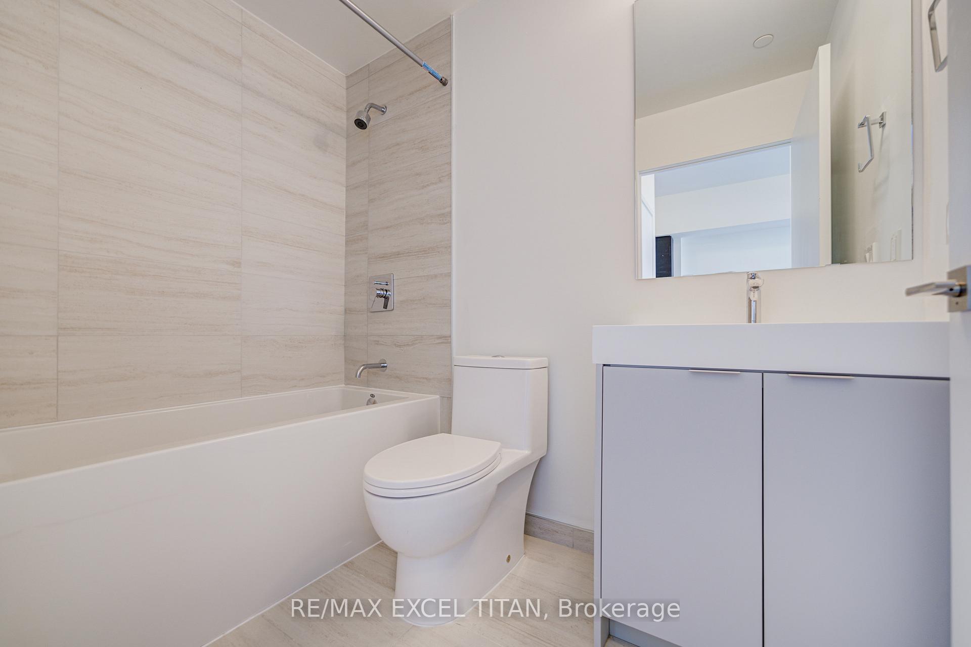 Photo 18 of Unit 3003, 498 Caldari Road N, Vaughan, Concord — HOMEH