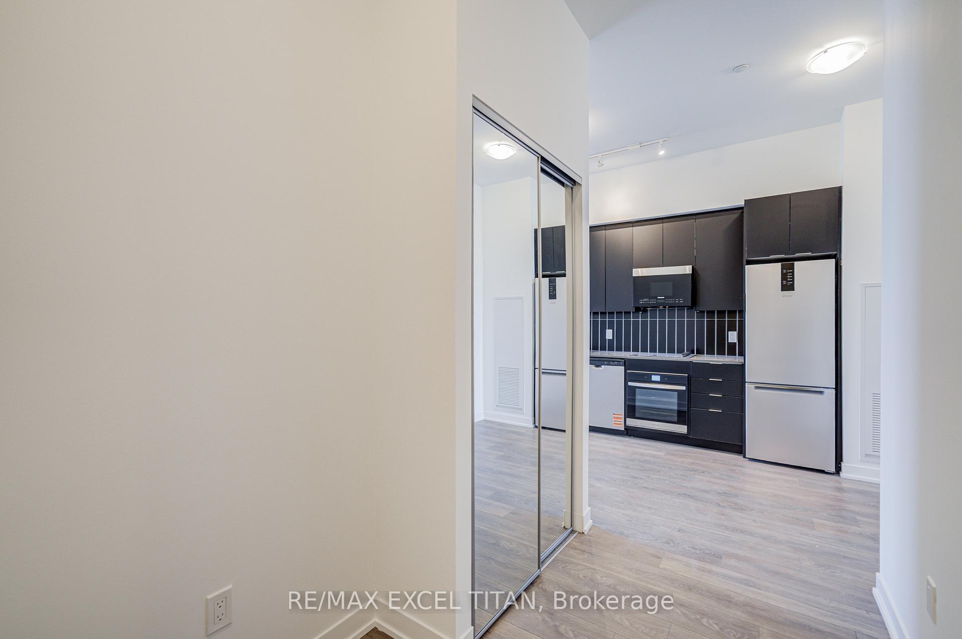 Photo 25 of Unit 3003, 498 Caldari Road N, Vaughan, Concord — HOMEH