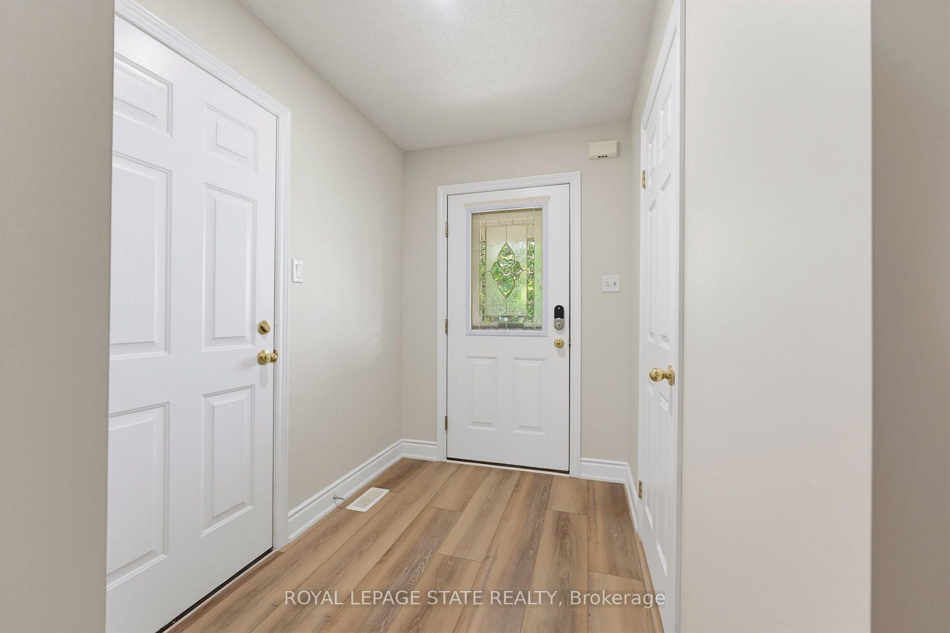 Photo 4 of Unit 2, 40 Braemar Avenue, Haldimand — HOMEH