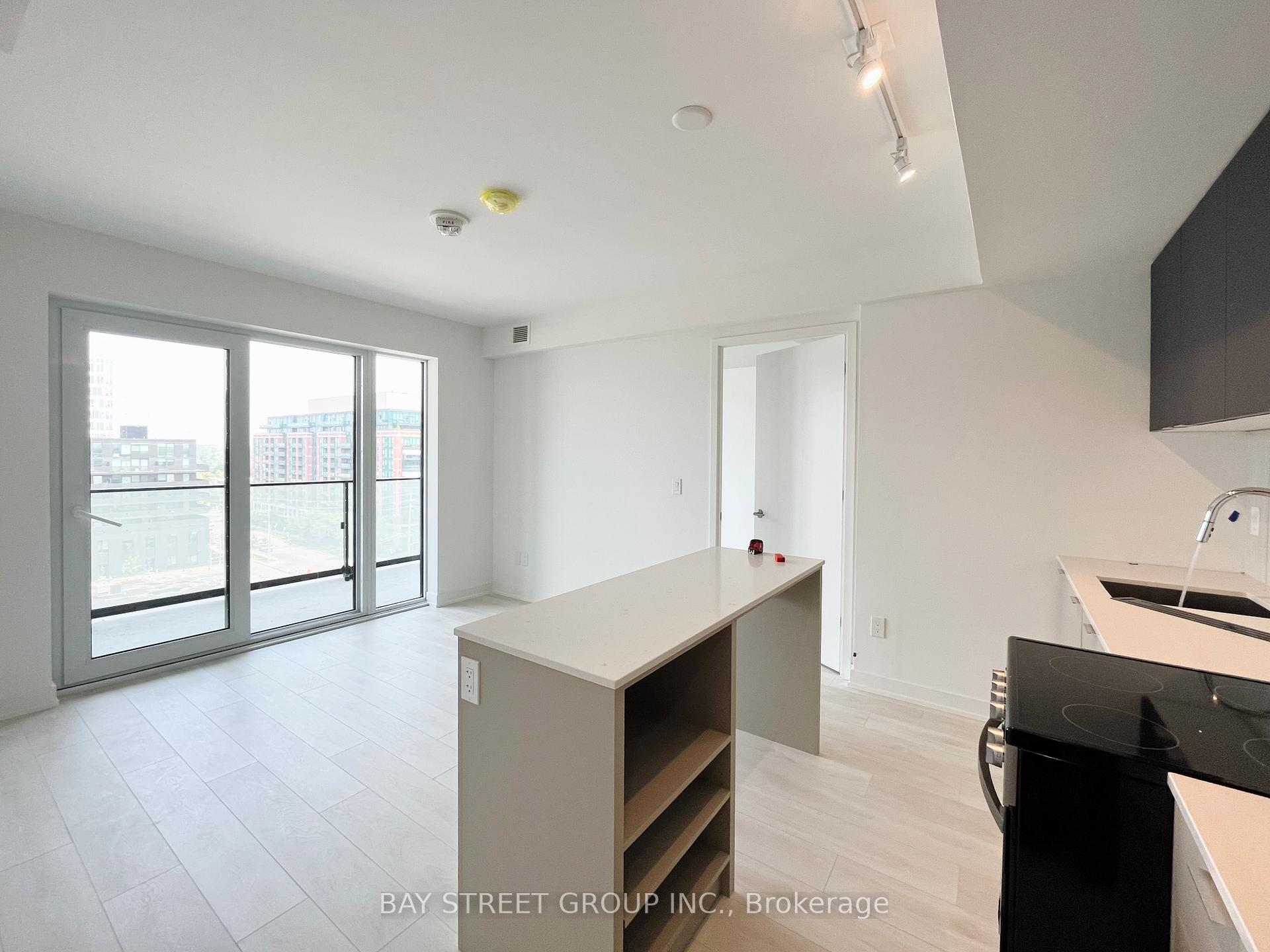 Photo 5 of Unit 817, 8 Tippett Road, North York, Clanton Park — HOMEH
