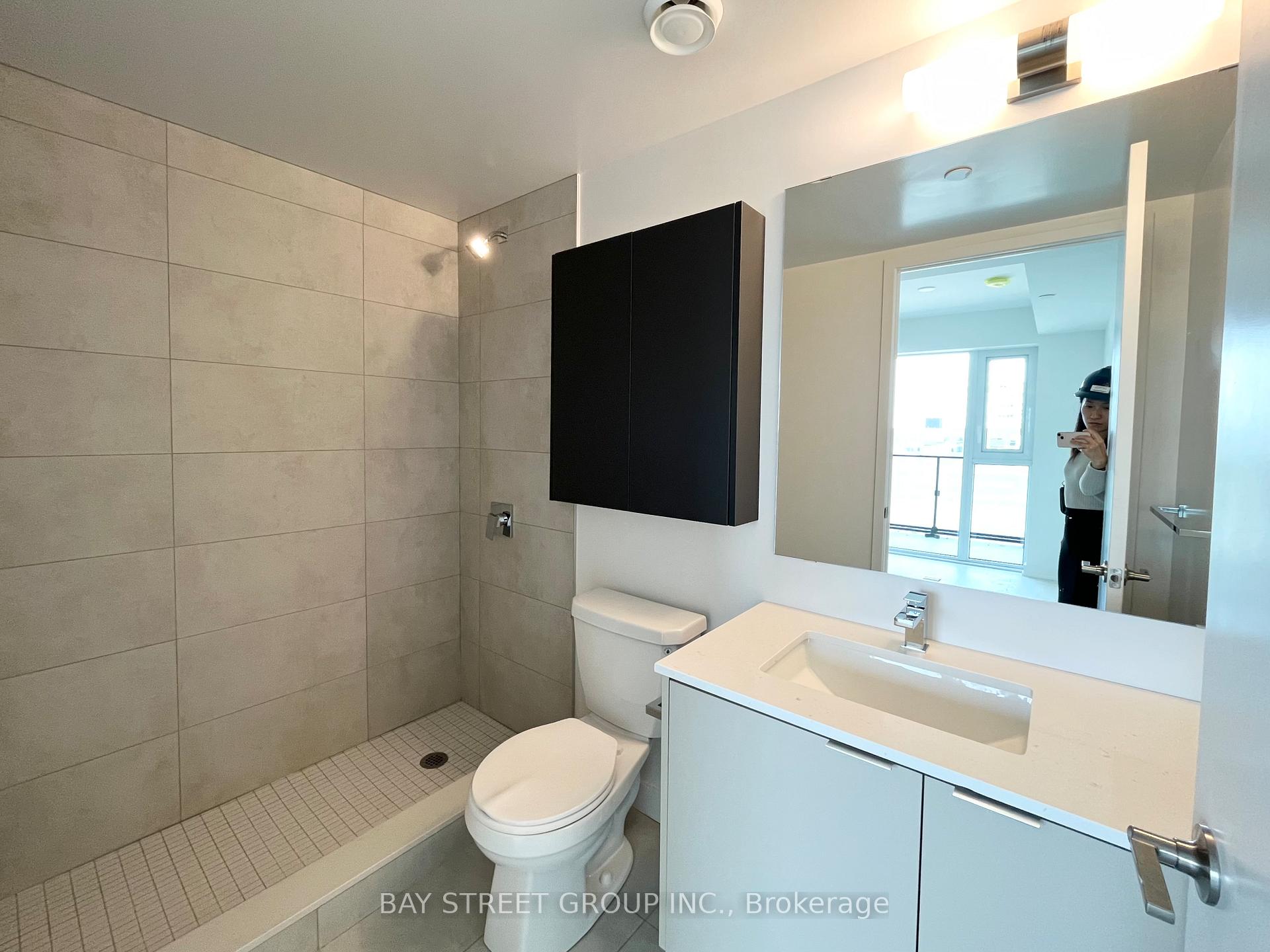 Photo 8 of Unit 817, 8 Tippett Road, North York, Clanton Park — HOMEH