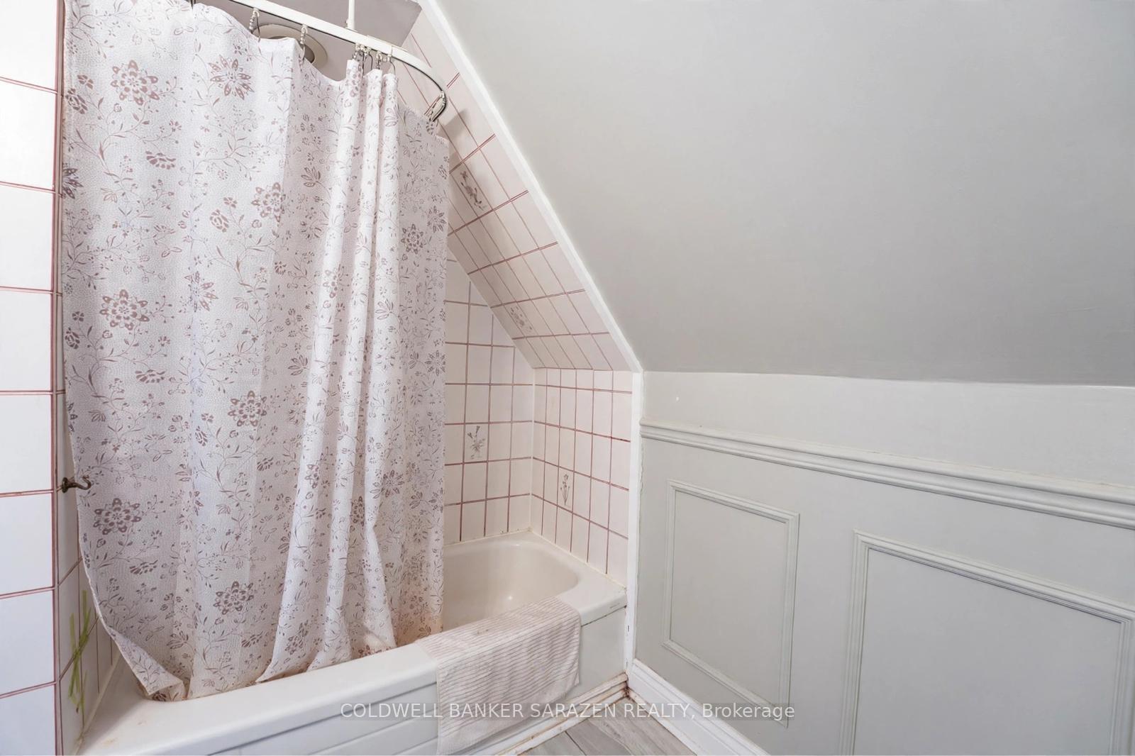 Photo 31 of Unit A, 135 Hawthorne Avenue, Ottawa, Ottawa East — HOMEH
