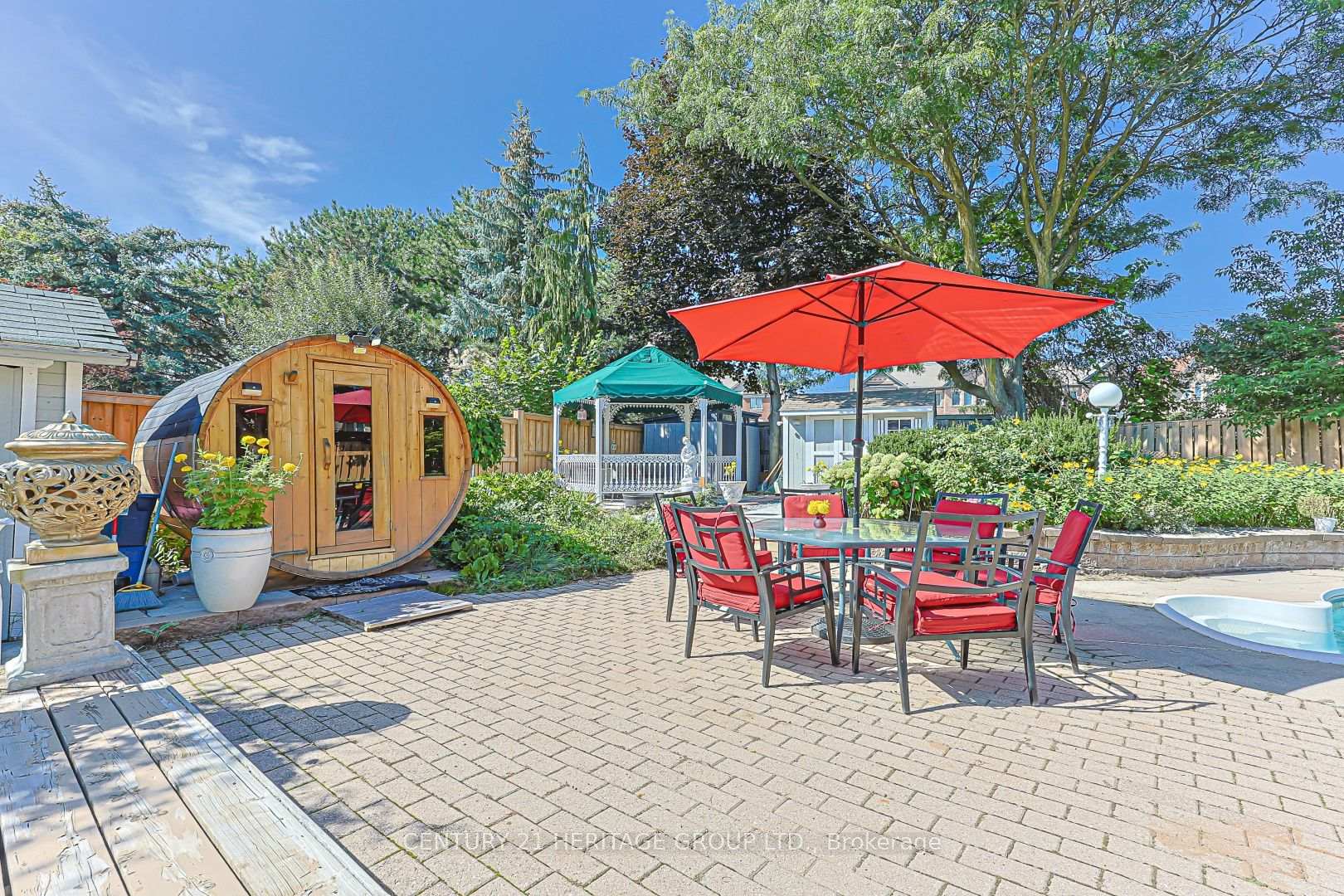 Photo 3 of 62 Greencroft Crescent, Markham, Unionville — HOMEH