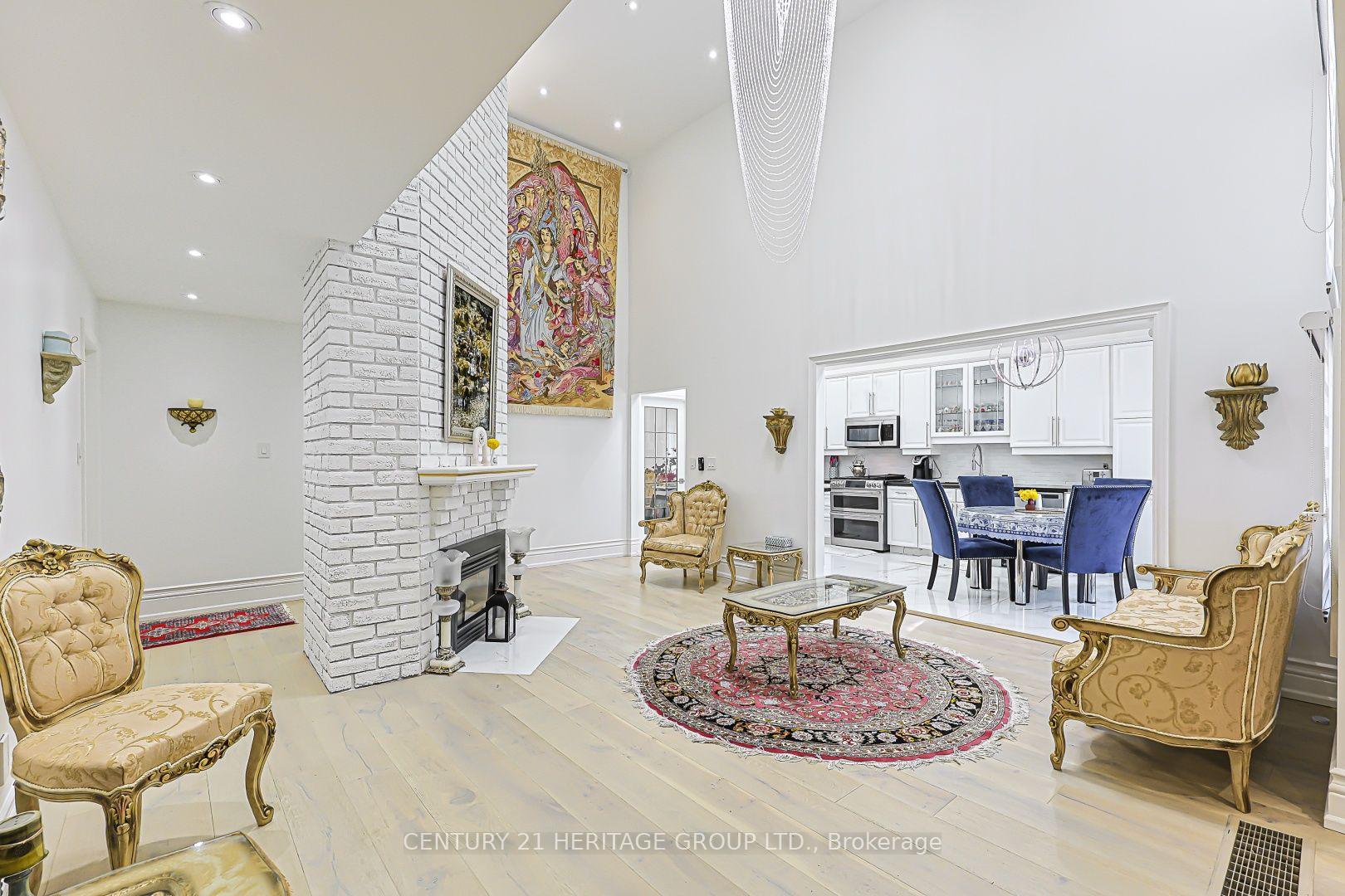 Photo 15 of 62 Greencroft Crescent, Markham, Unionville — HOMEH