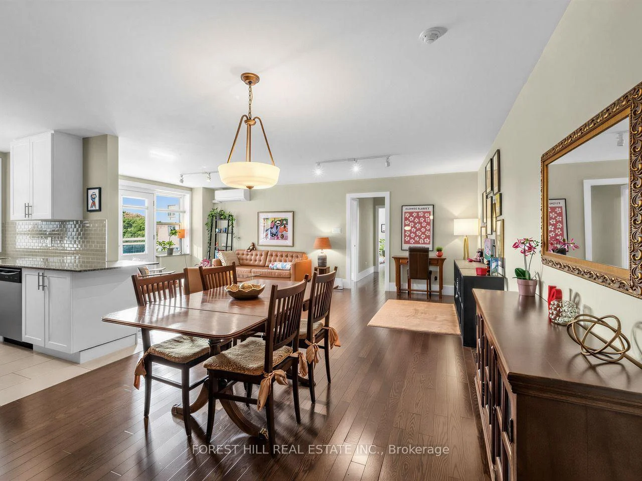 Photo 5 of Unit 401, 2603 Bathurst Street, Toronto, Forest Hill North — HOMEH
