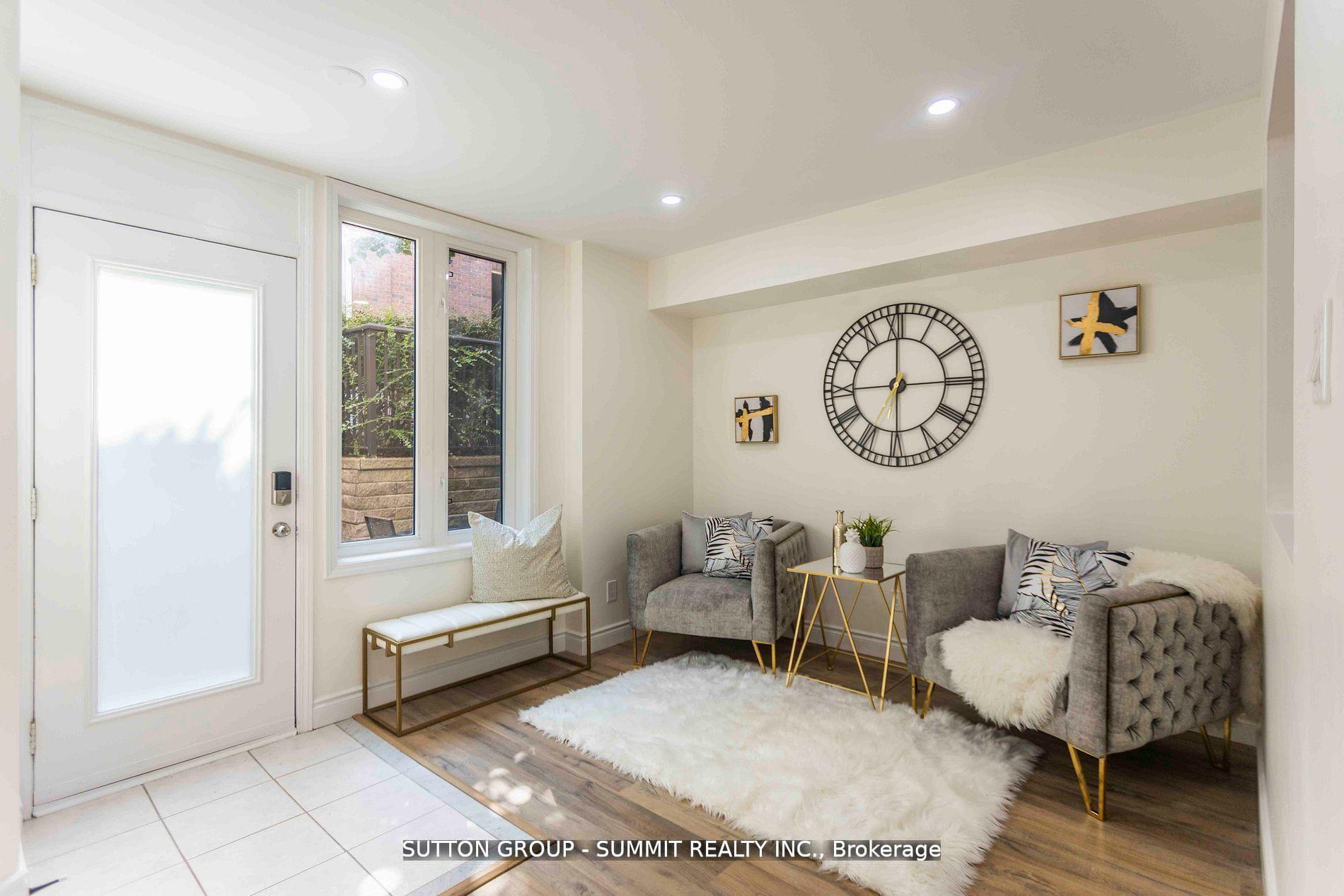 Photo 3 of Unit 421, 12 Douro Street, Toronto, Niagara — HOMEH