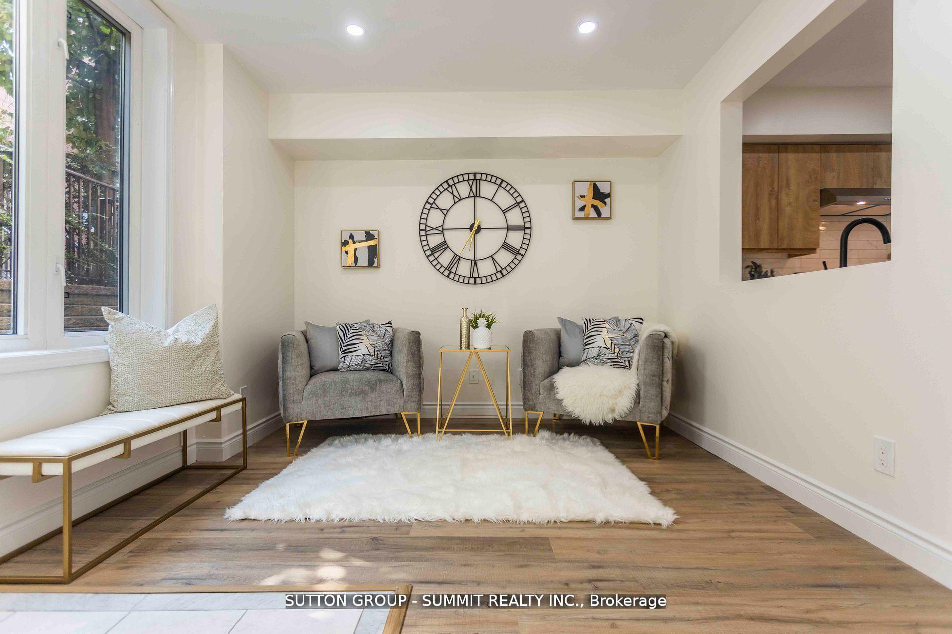 Photo 6 of Unit 421, 12 Douro Street, Toronto, Niagara — HOMEH