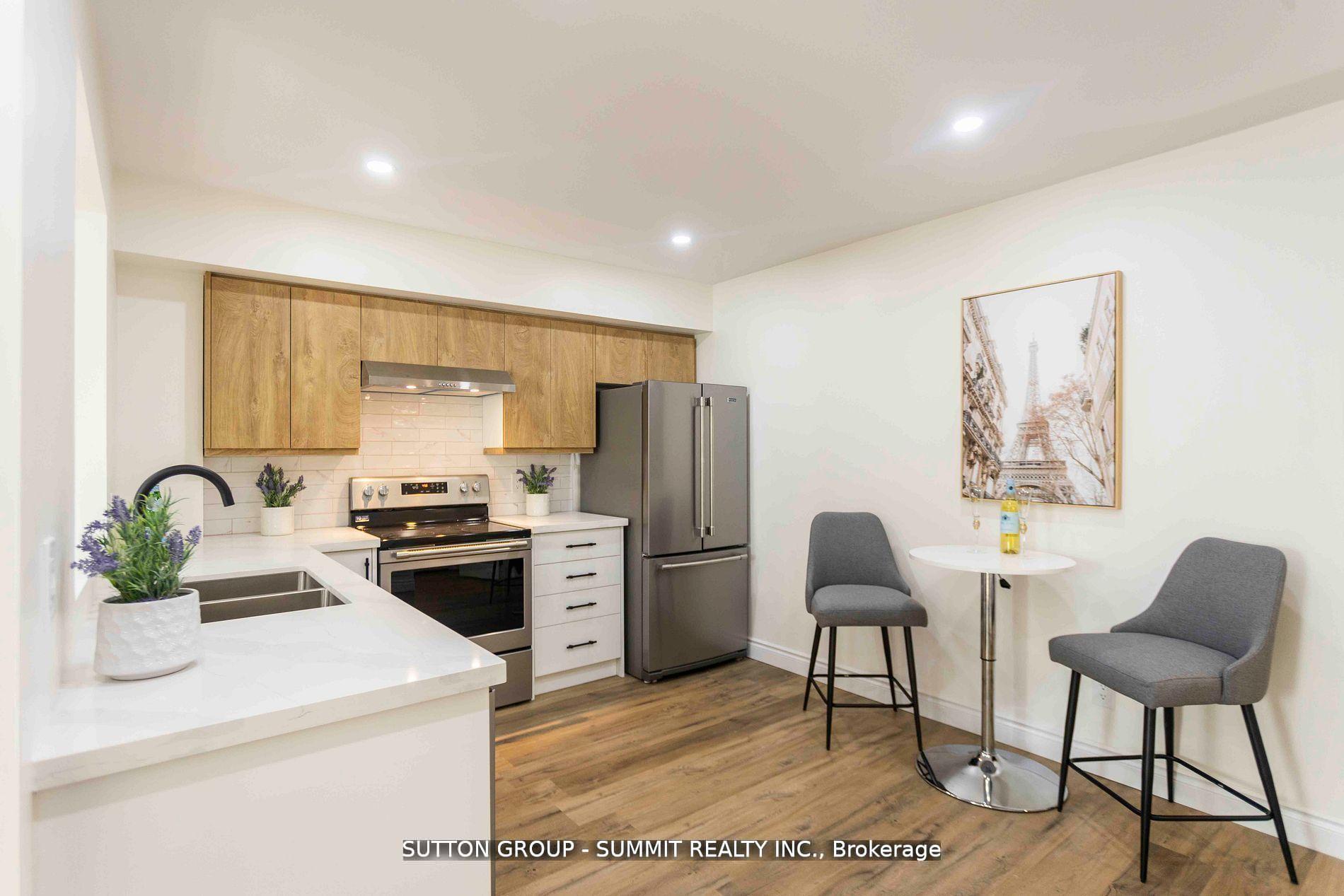 Photo 9 of Unit 421, 12 Douro Street, Toronto, Niagara — HOMEH