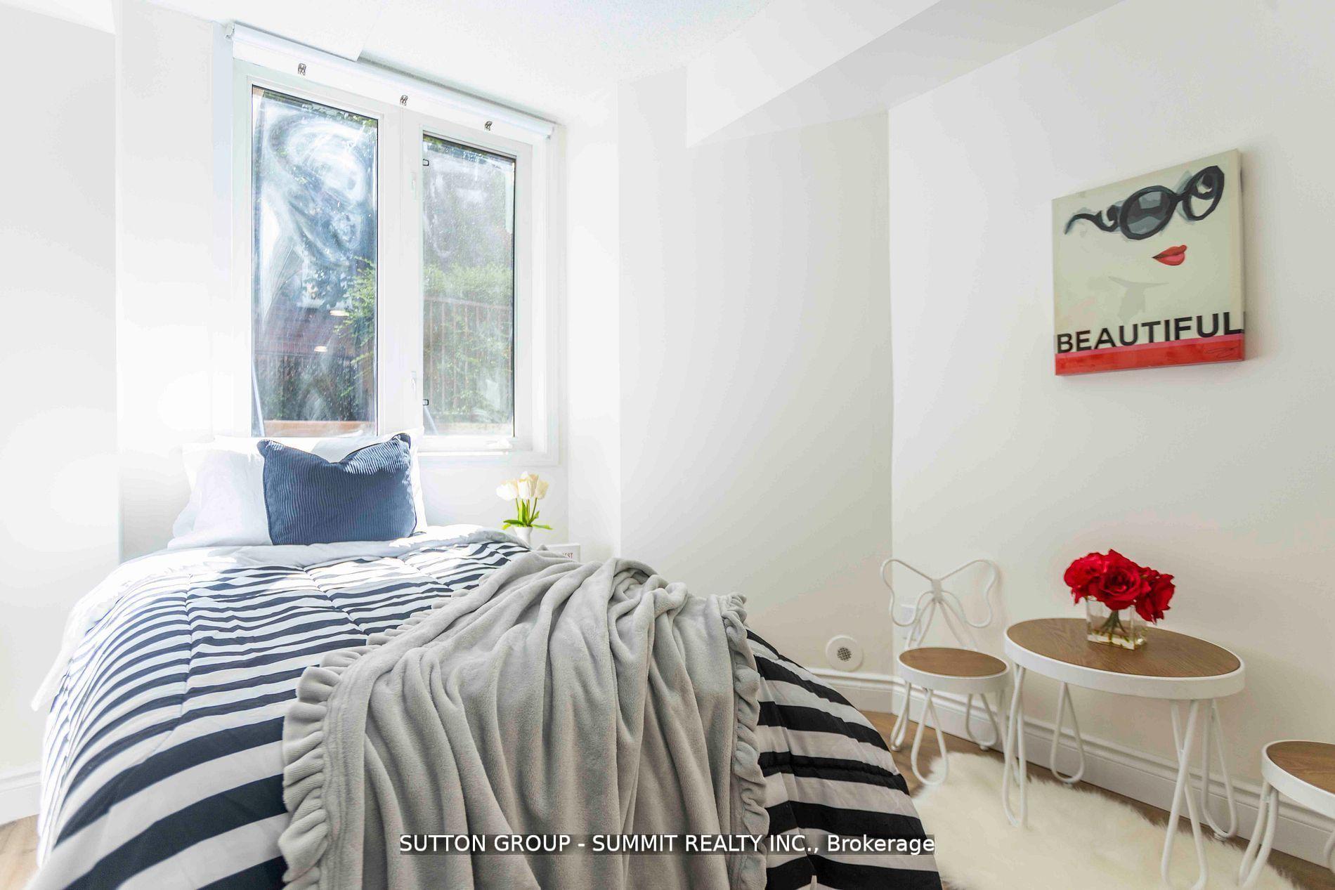 Photo 13 of Unit 421, 12 Douro Street, Toronto, Niagara — HOMEH
