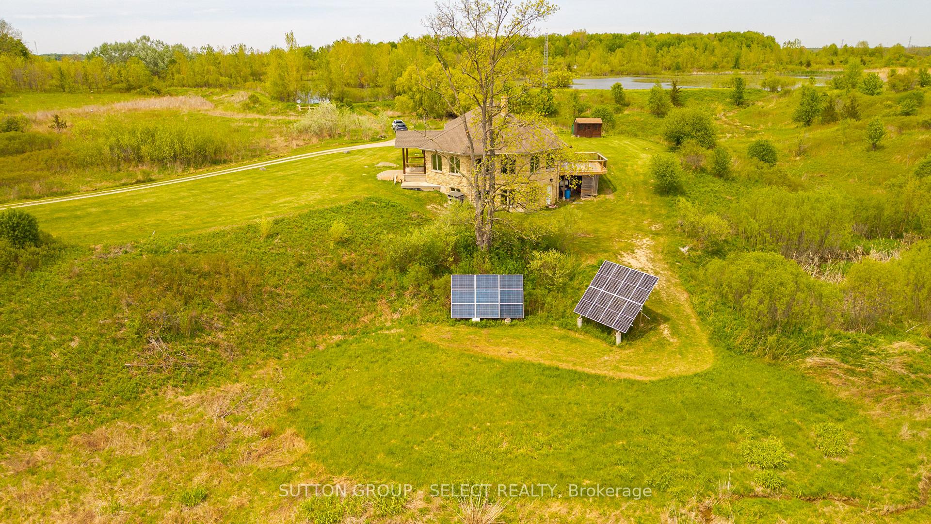 Photo 3 of 21170 Mayfair Road, Southwest Middlesex, Rural Southwest Middlesex — HOMEH