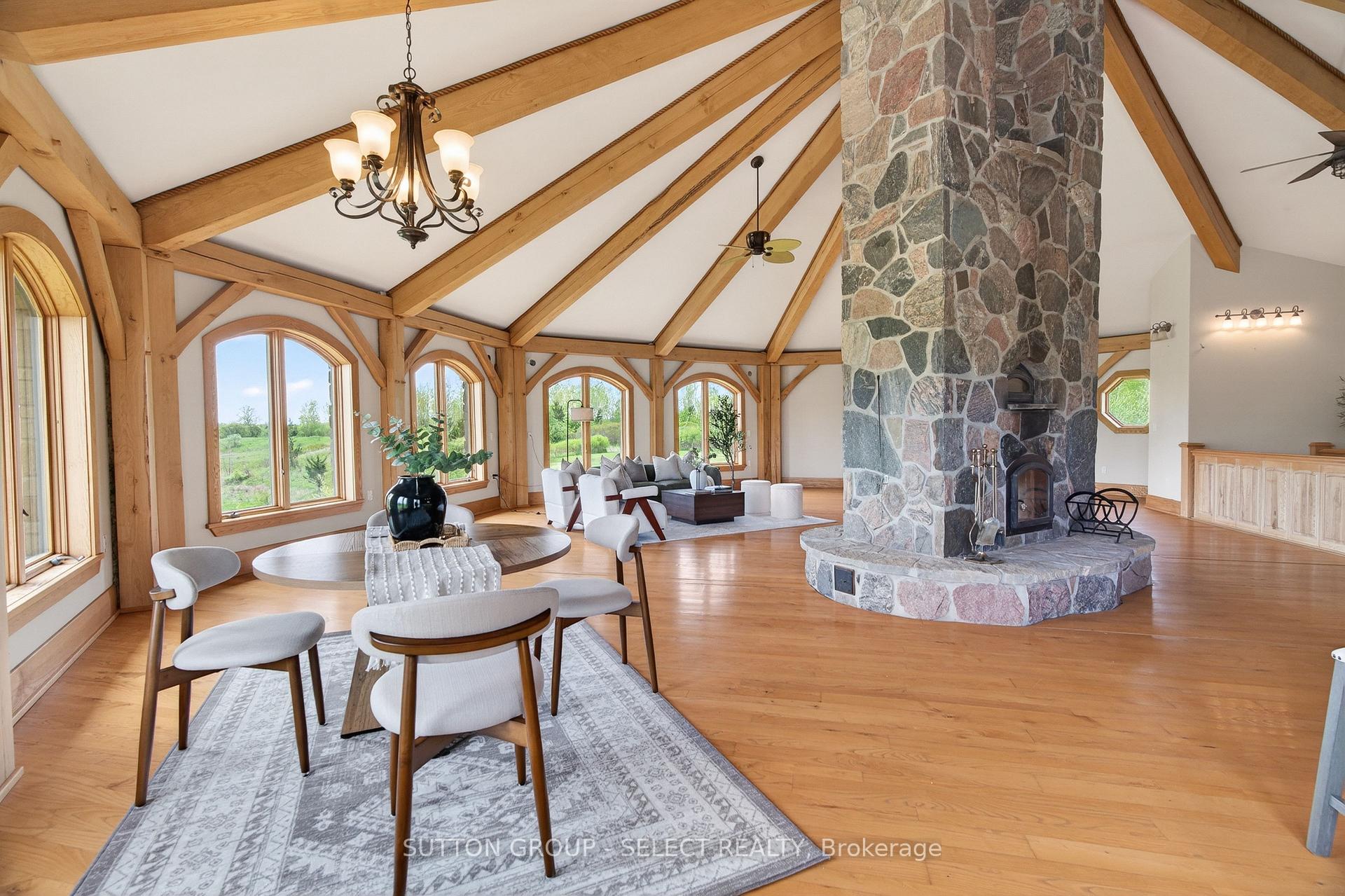 Photo 11 of 21170 Mayfair Road, Southwest Middlesex, Rural Southwest Middlesex — HOMEH