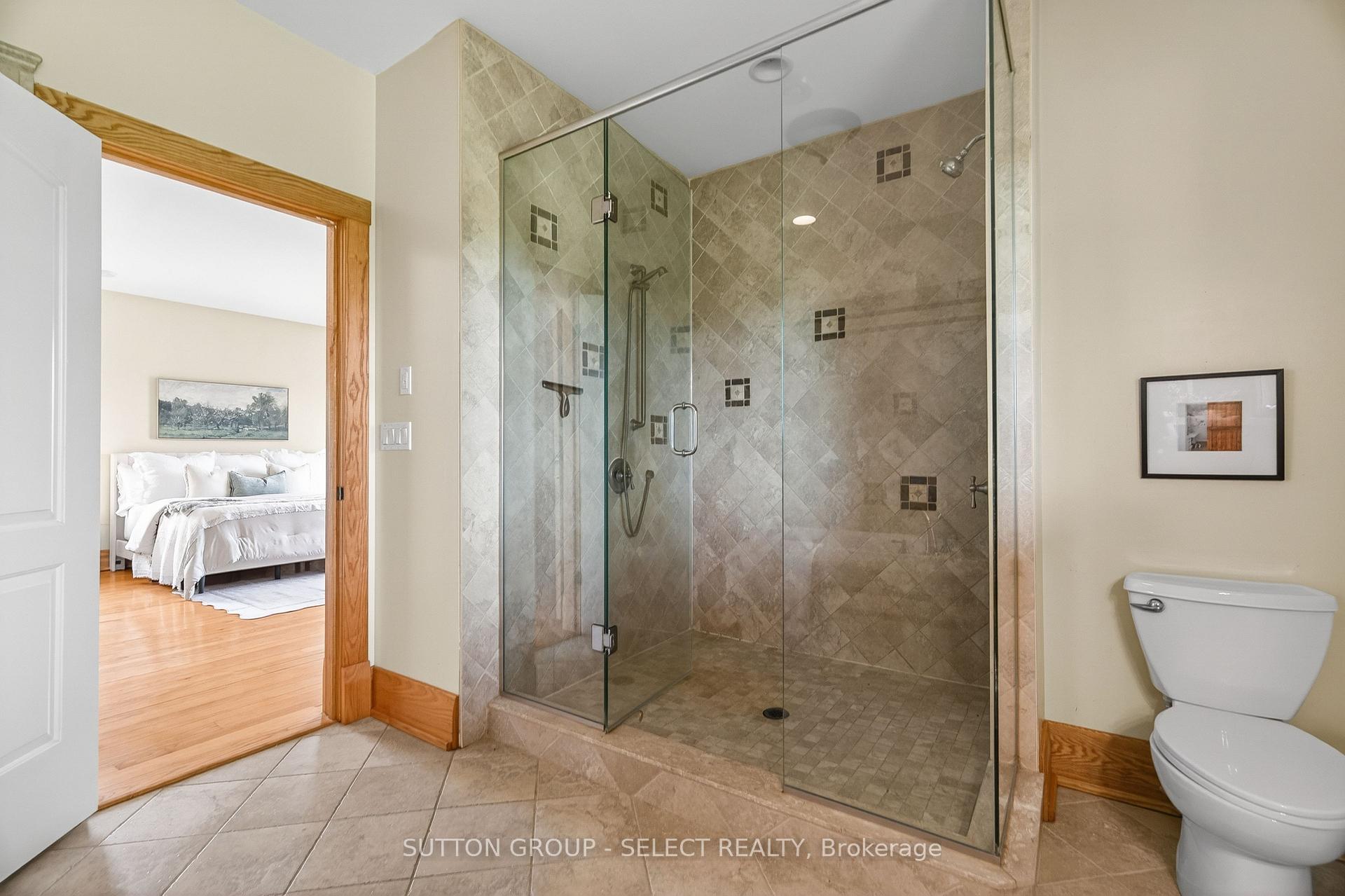 Photo 22 of 21170 Mayfair Road, Southwest Middlesex, Rural Southwest Middlesex — HOMEH