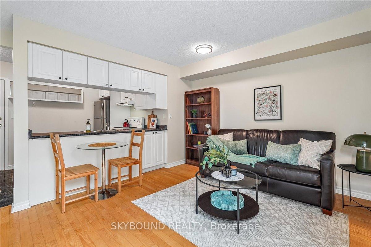 Photo 15 of Unit 308, 745 New Westminster Drive, Vaughan, Brownridge — HOMEH