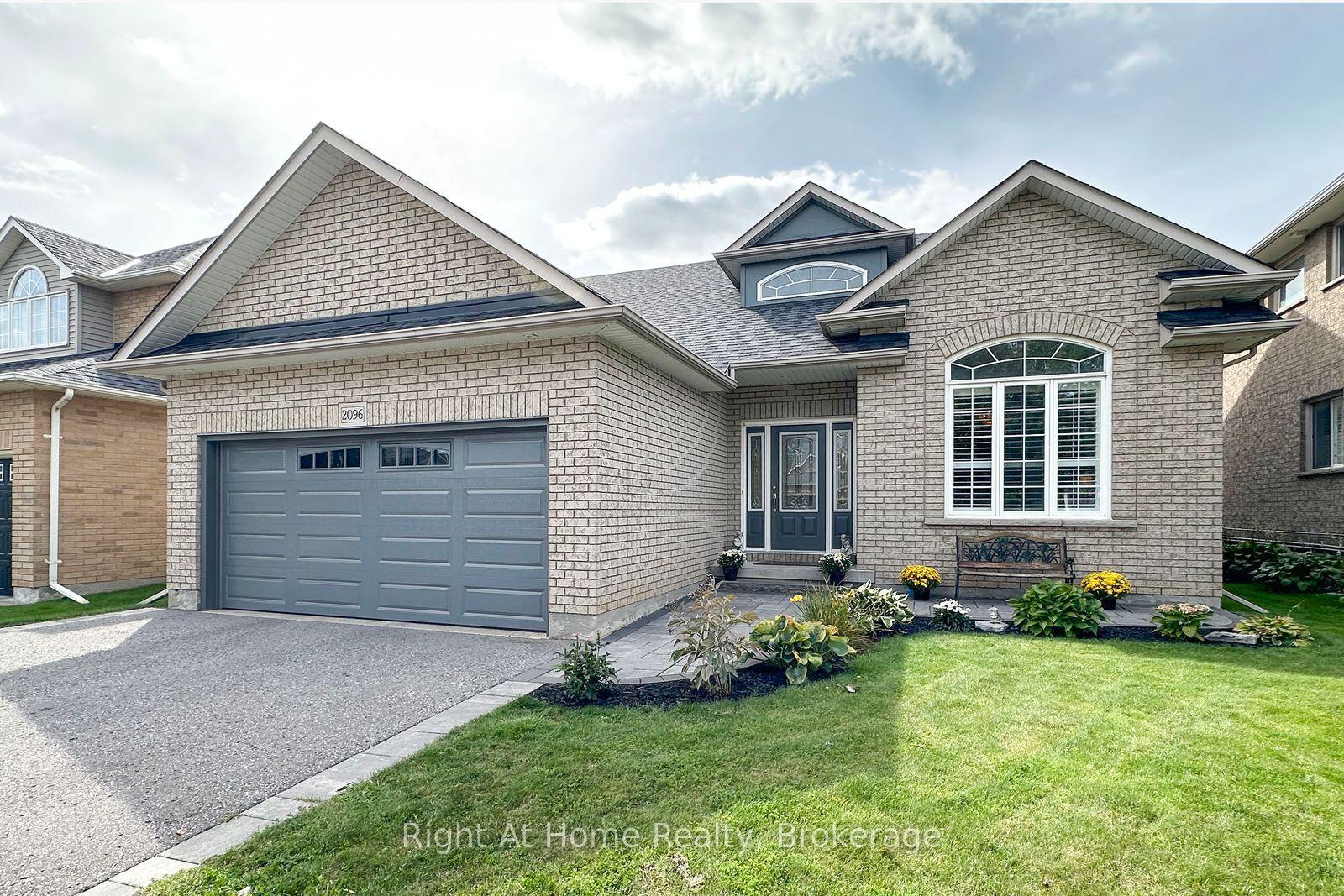 Photo 2 of 2096 Stornoway Street, Oshawa, Kedron — HOMEH