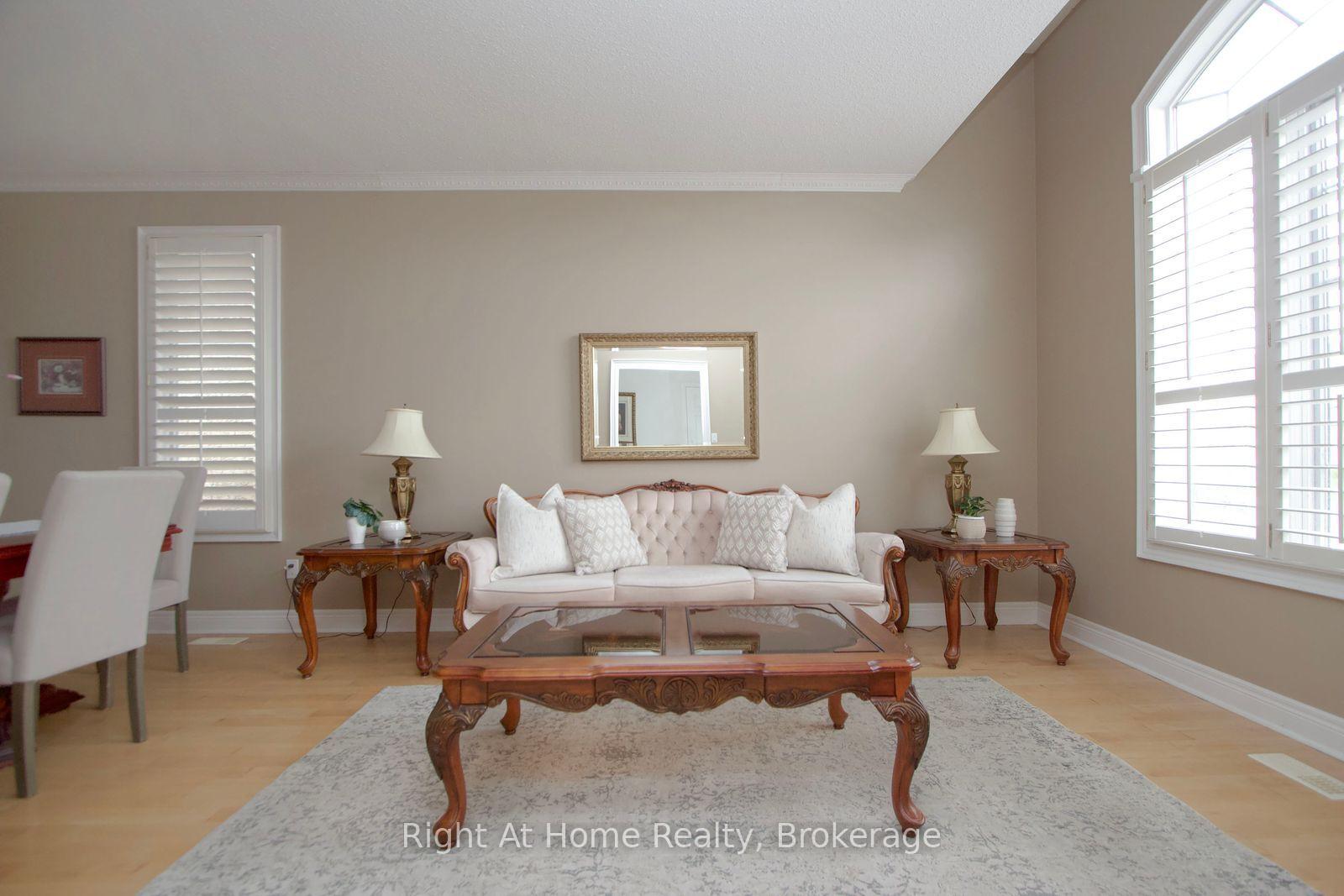 Photo 8 of 2096 Stornoway Street, Oshawa, Kedron — HOMEH