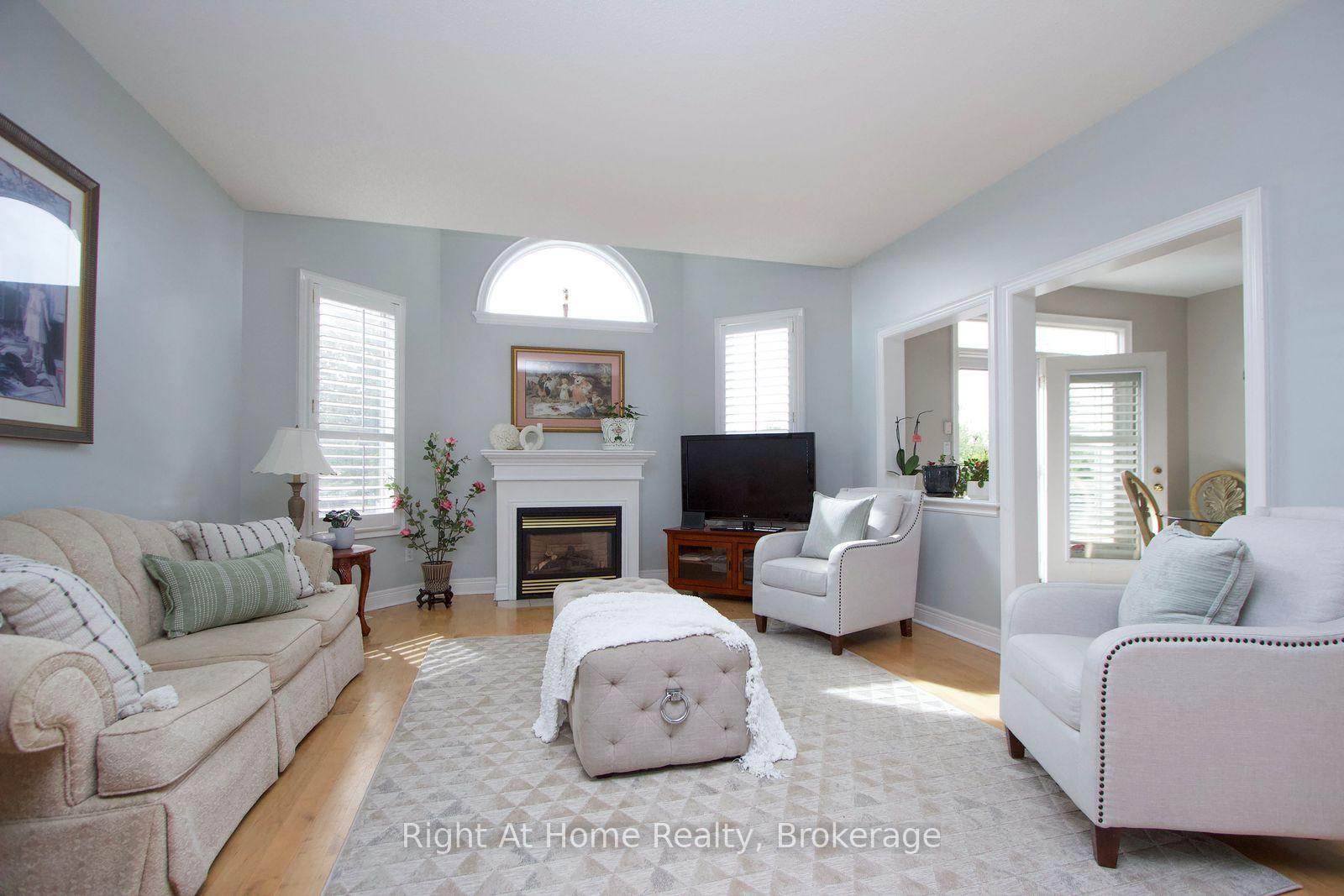 Photo 12 of 2096 Stornoway Street, Oshawa, Kedron — HOMEH