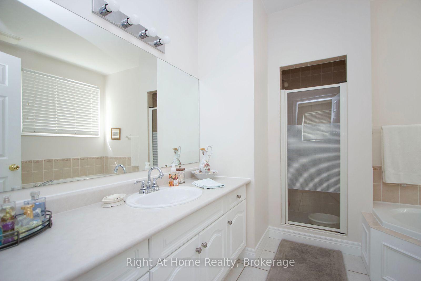 Photo 19 of 2096 Stornoway Street, Oshawa, Kedron — HOMEH