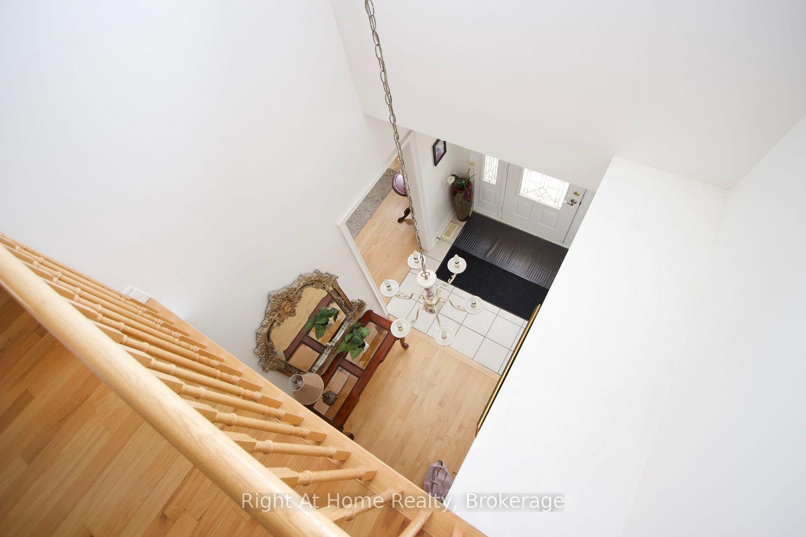 Photo 26 of 2096 Stornoway Street, Oshawa, Kedron — HOMEH