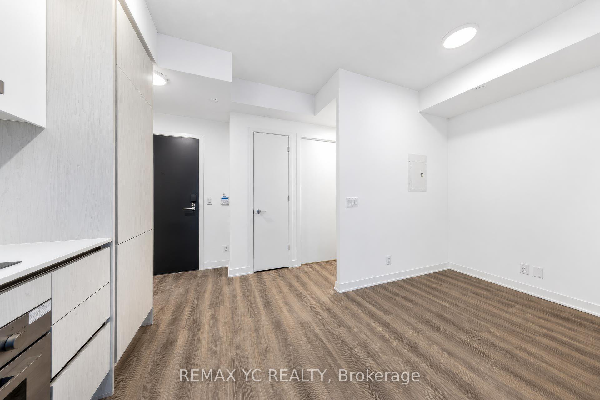 Photo 6 of Unit 3005, 180 Front Street E, Toronto, Moss Park — HOMEH