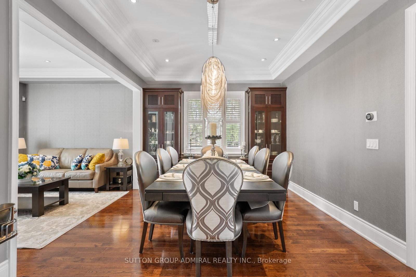 Photo 7 of 9 Cheshire Drive, Etobicoke, Princess-Rosethorn — HOMEH